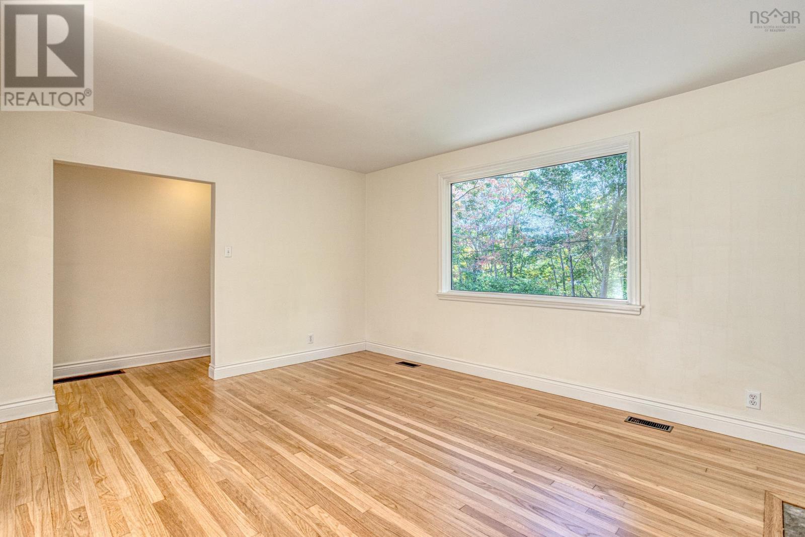 9 Dowell Drive, Halifax, Nova Scotia  B3M 2M2 - Photo 5 - 202525704