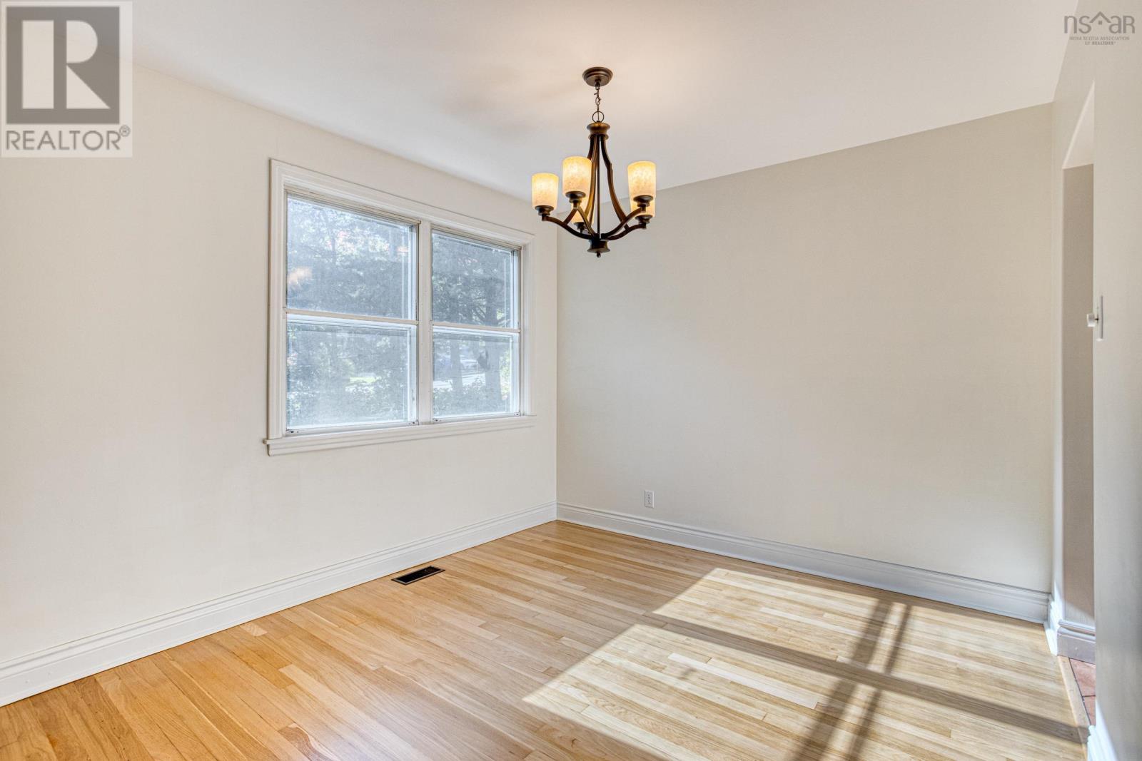 9 Dowell Drive, Halifax, Nova Scotia  B3M 2M2 - Photo 9 - 202525704