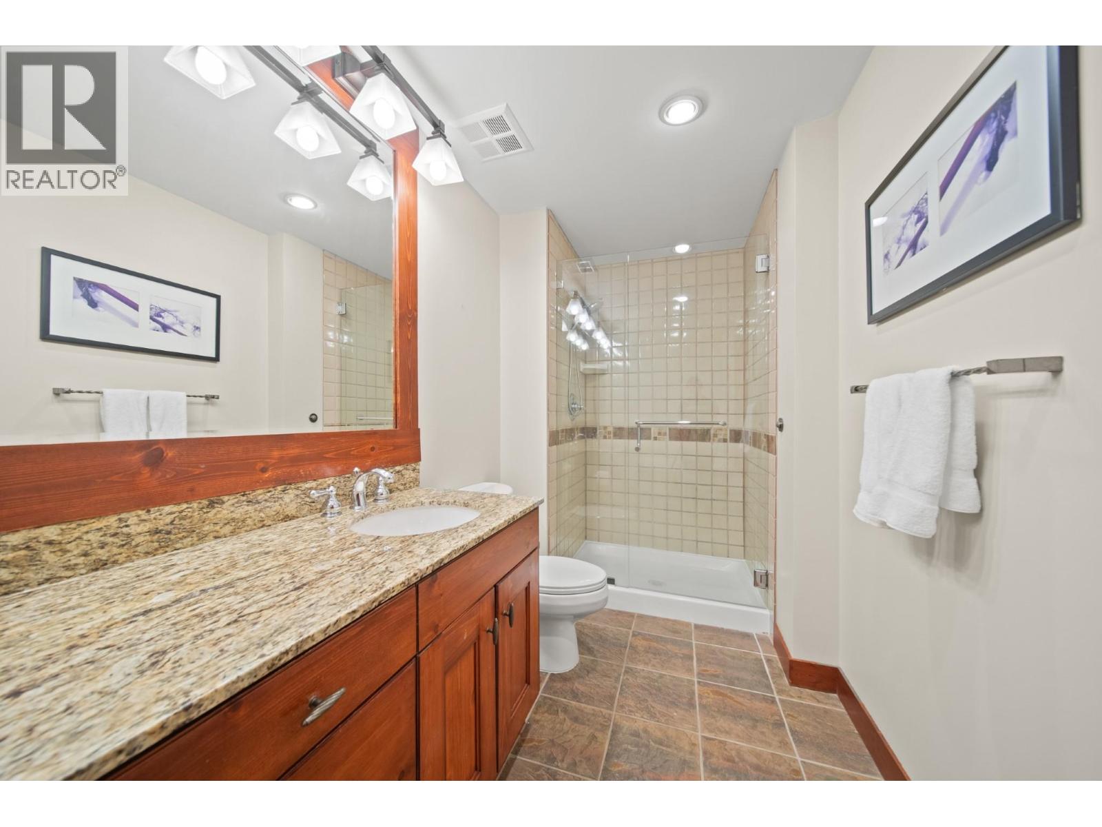 402 2202 Gondola Way, Whistler, British Columbia  V8E 0M7 - Photo 17 - R3067253