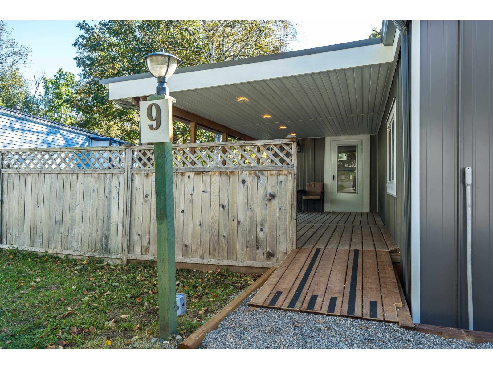 9 43201 Lougheed Highway, Mission, British Columbia  V0M 1G0 - Photo 3 - R3067265