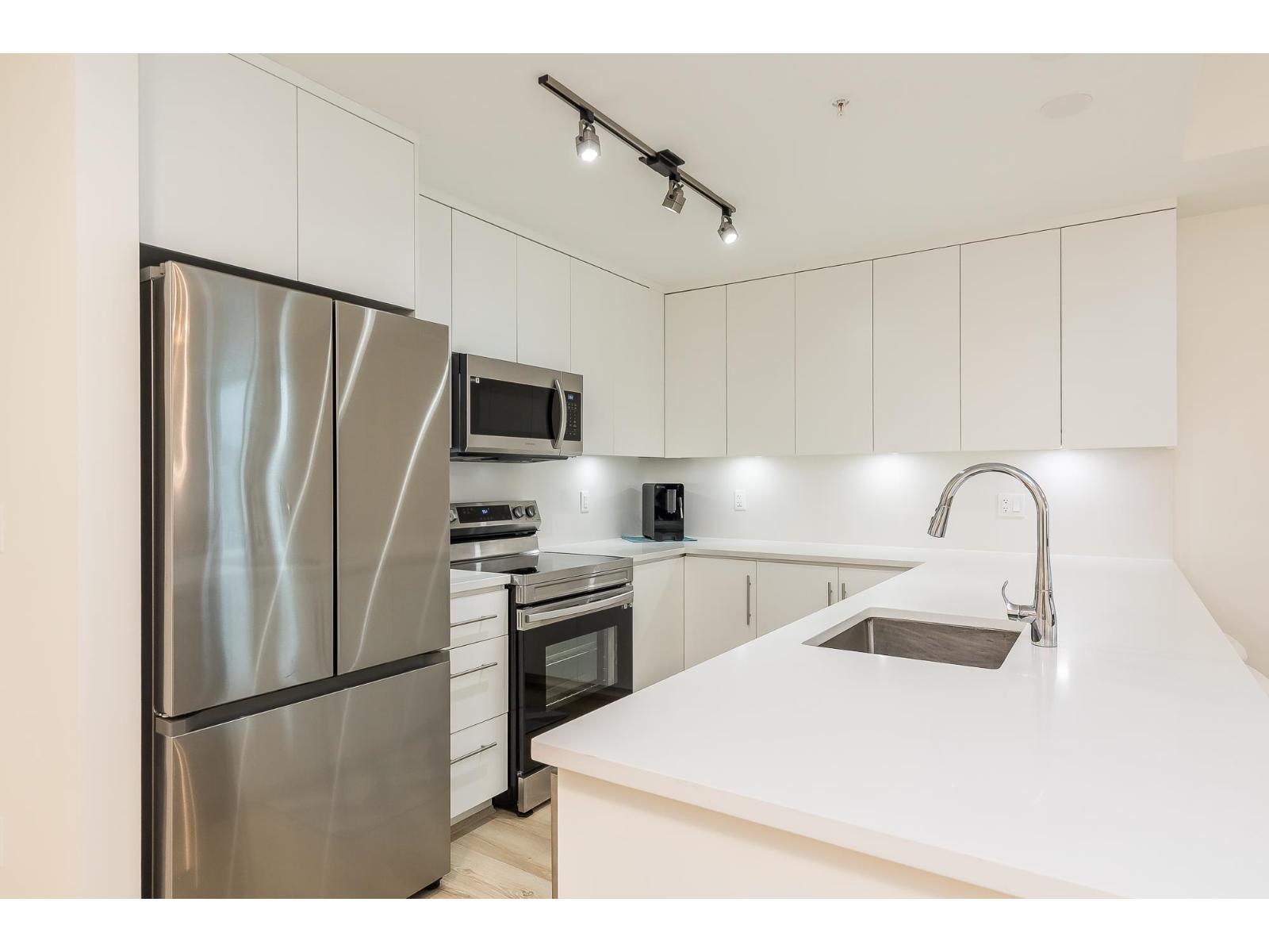 407 5420 208 Street, Langley, British Columbia  V3A 2J9 - Photo 5 - R3067290