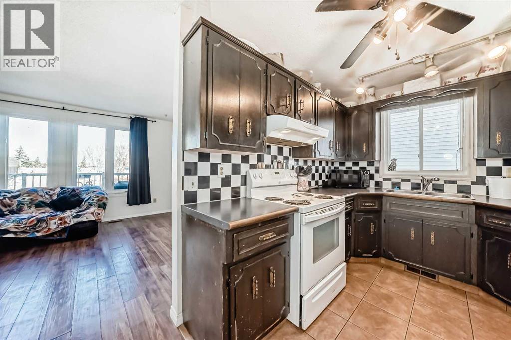 5623 Templehill Road Ne, Calgary, Alberta  T1Y 4C1 - Photo 6 - A2267549