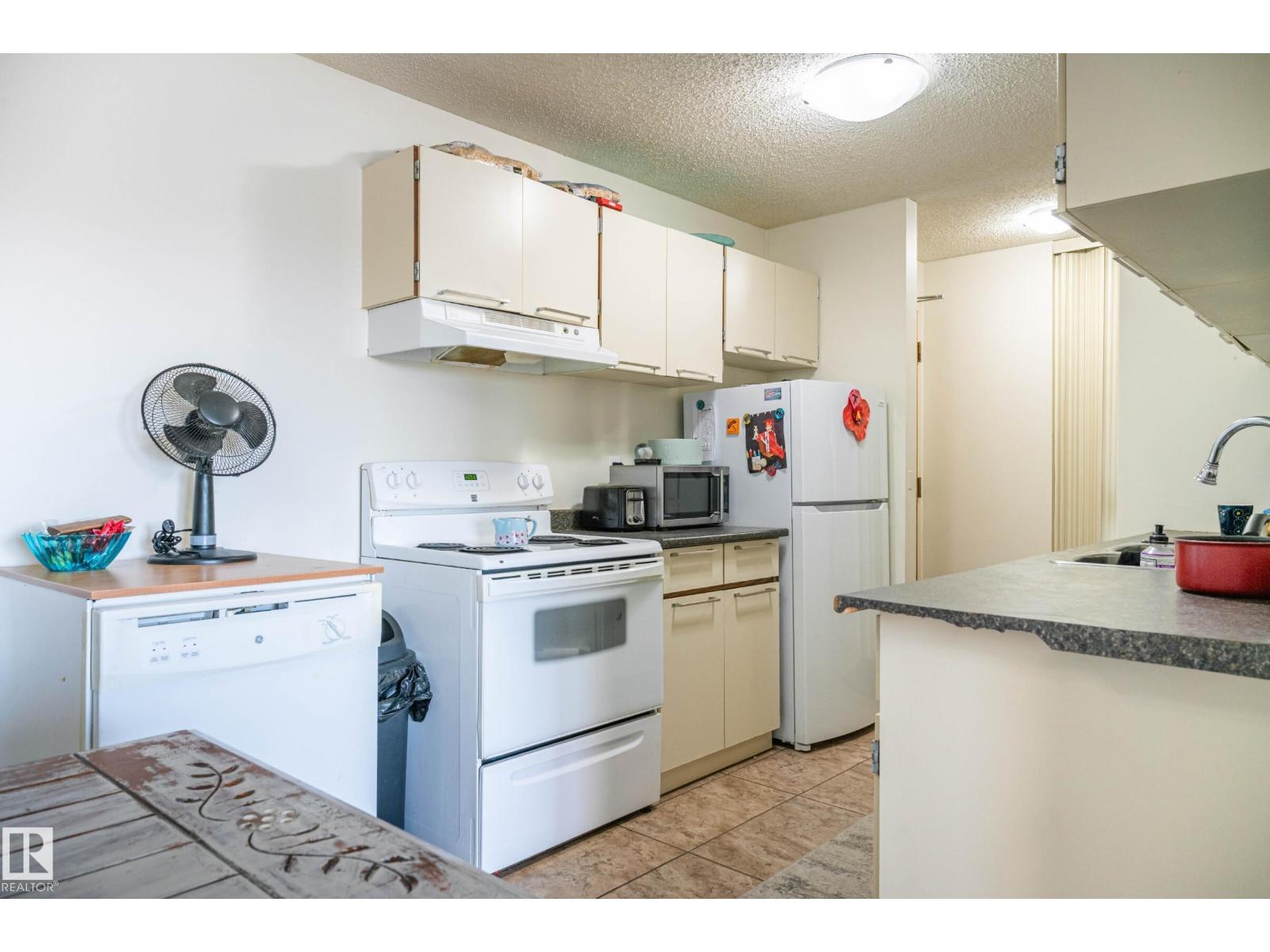 #201 104 10 St, Cold Lake, Alberta  T9M 1A6 - Photo 14 - E4465650