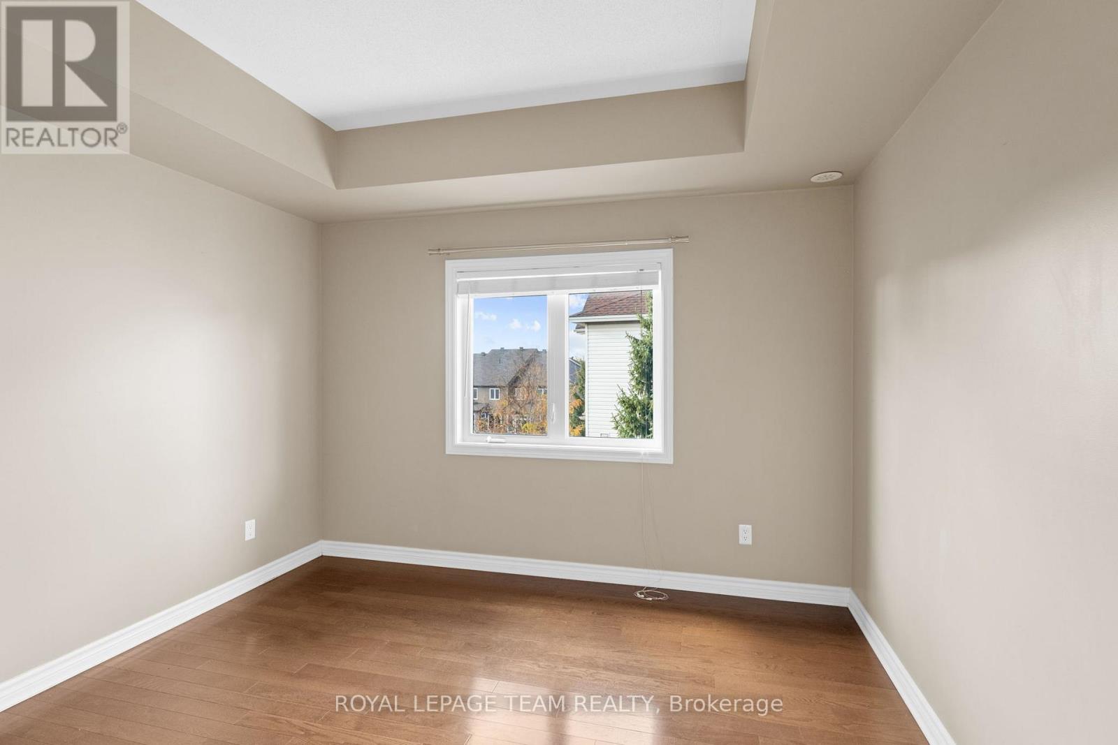 L - 767 Cedar Creek Drive, Ottawa, Ontario  K1T 0B3 - Photo 23 - X12543174