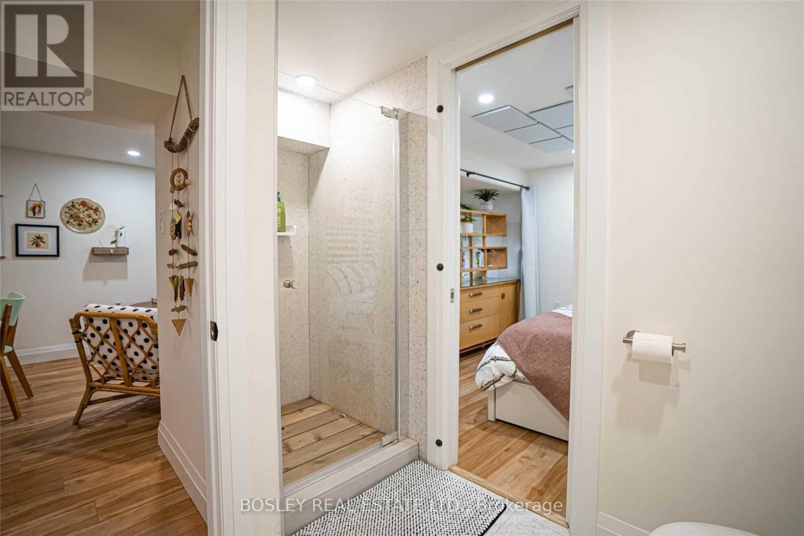 Lower - 7 Colfax Street, Toronto, Ontario  M6M 3K4 - Photo 12 - W12542982