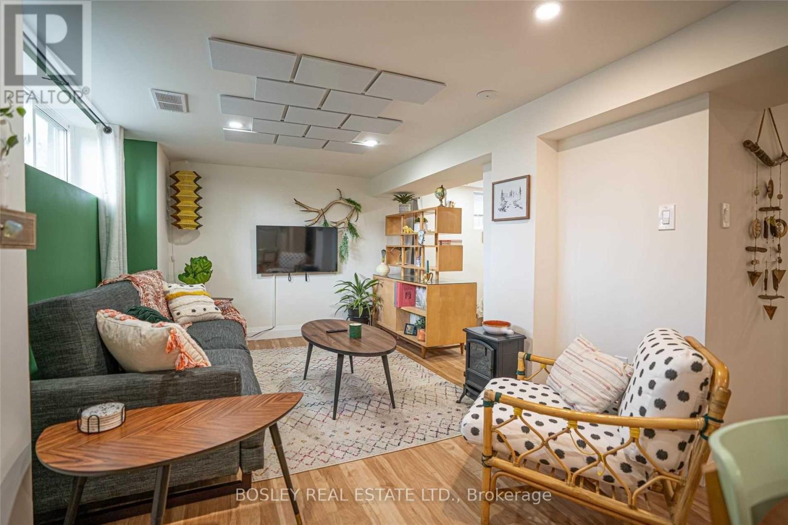 Lower - 7 Colfax Street, Toronto, Ontario  M6M 3K4 - Photo 2 - W12542982