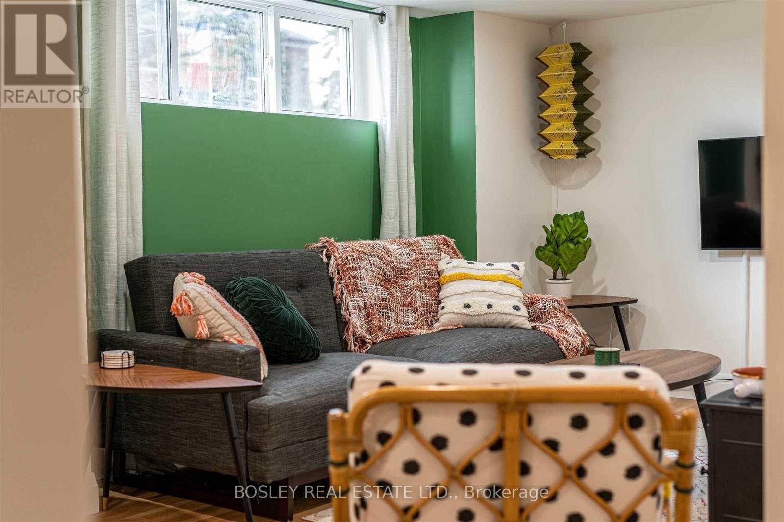 Lower - 7 Colfax Street, Toronto, Ontario  M6M 3K4 - Photo 3 - W12542982