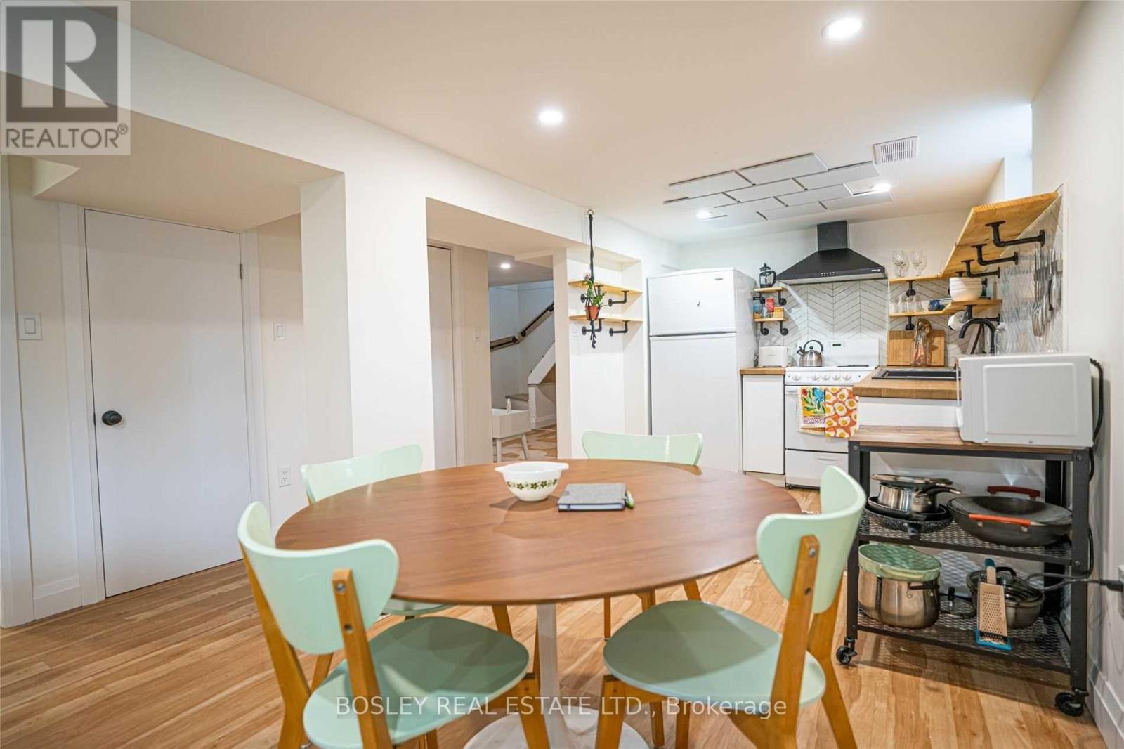 Lower - 7 Colfax Street, Toronto, Ontario  M6M 3K4 - Photo 7 - W12542982