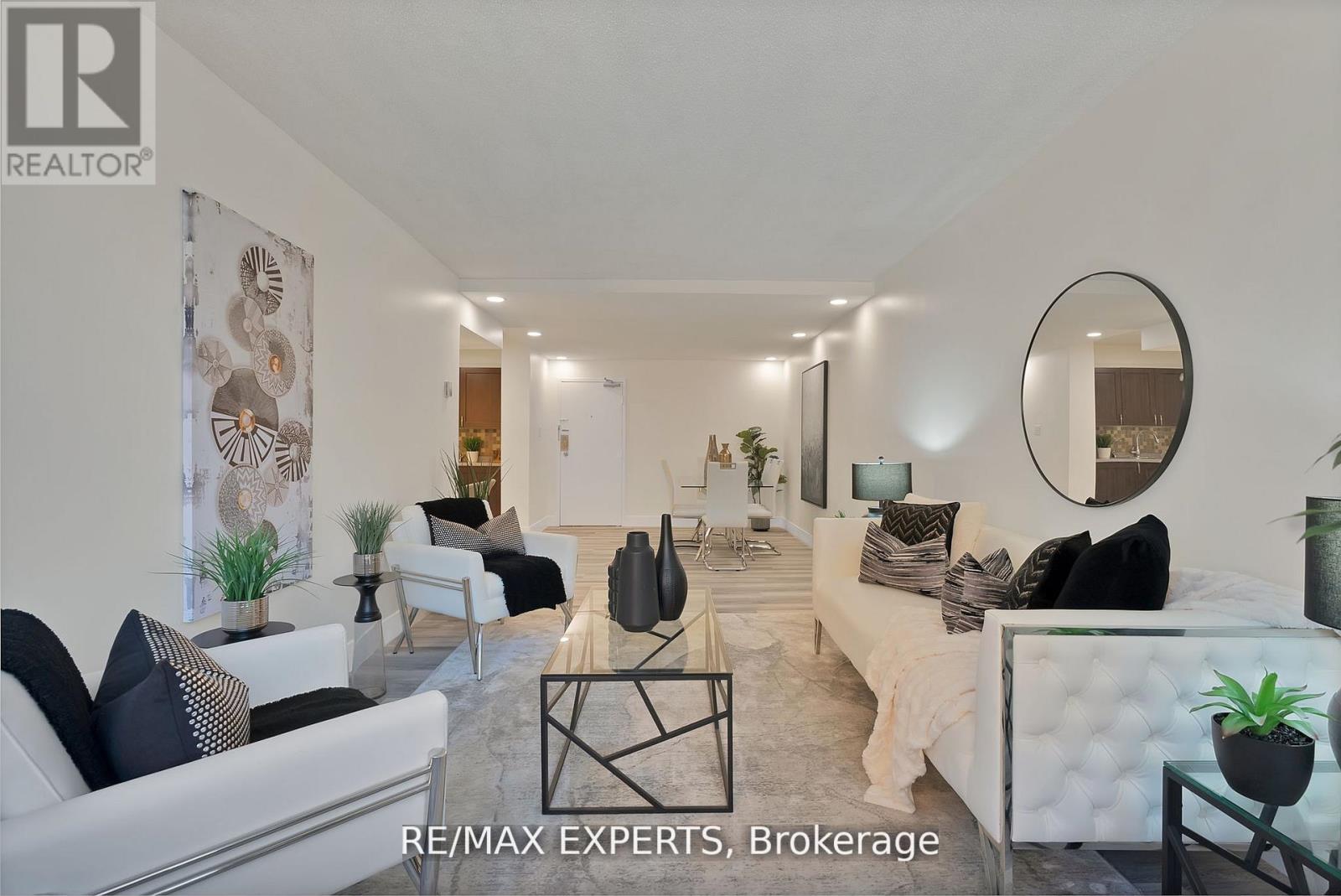 1013 - 390 Dixon Road, Toronto, Ontario  M9R 1T4 - Photo 21 - W12543010