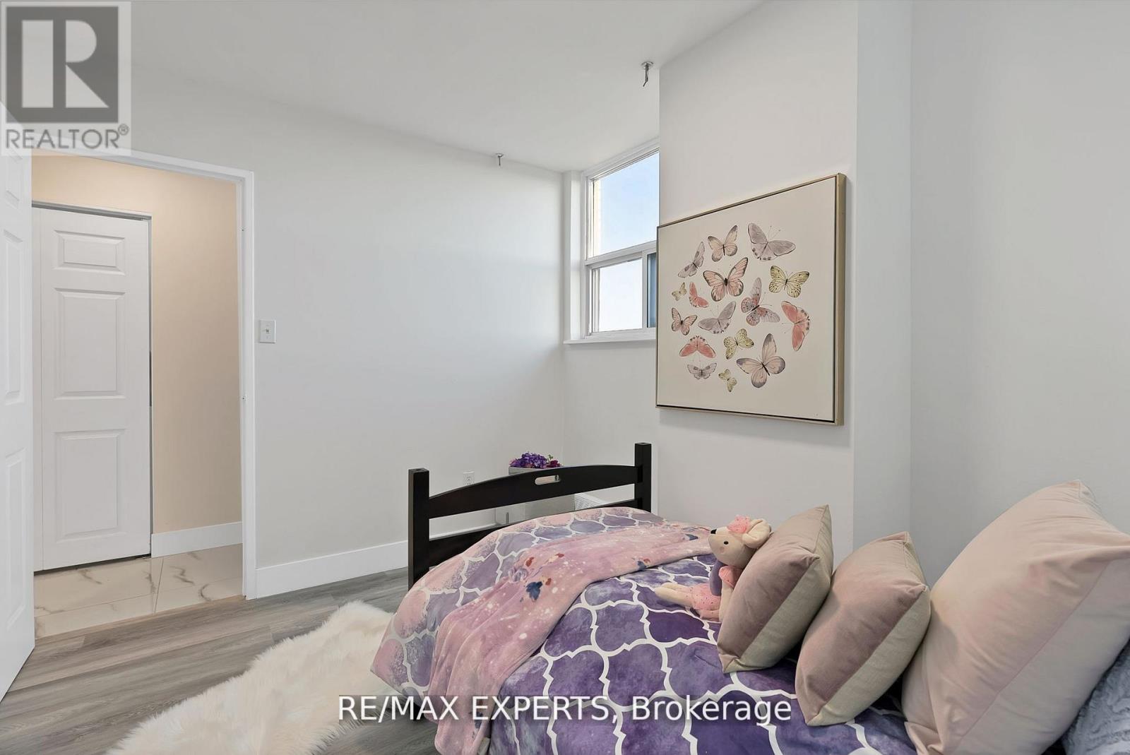 1013 - 390 Dixon Road, Toronto, Ontario  M9R 1T4 - Photo 28 - W12543010