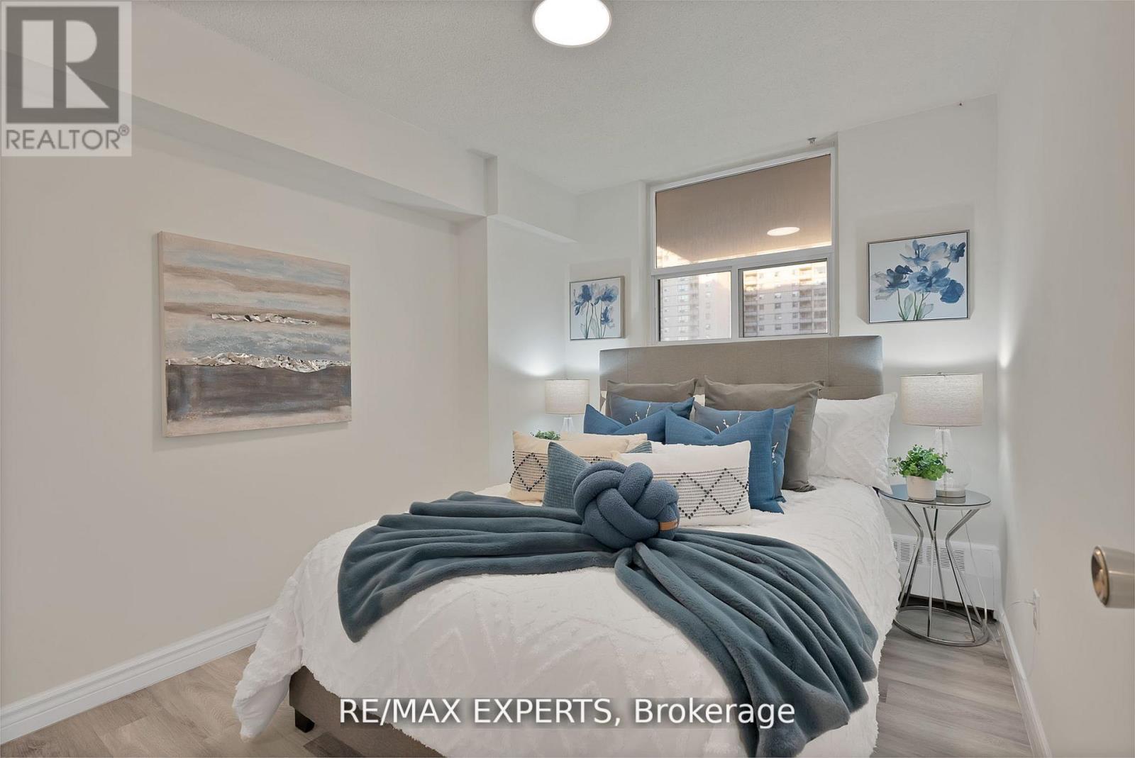 1013 - 390 Dixon Road, Toronto, Ontario  M9R 1T4 - Photo 29 - W12543010