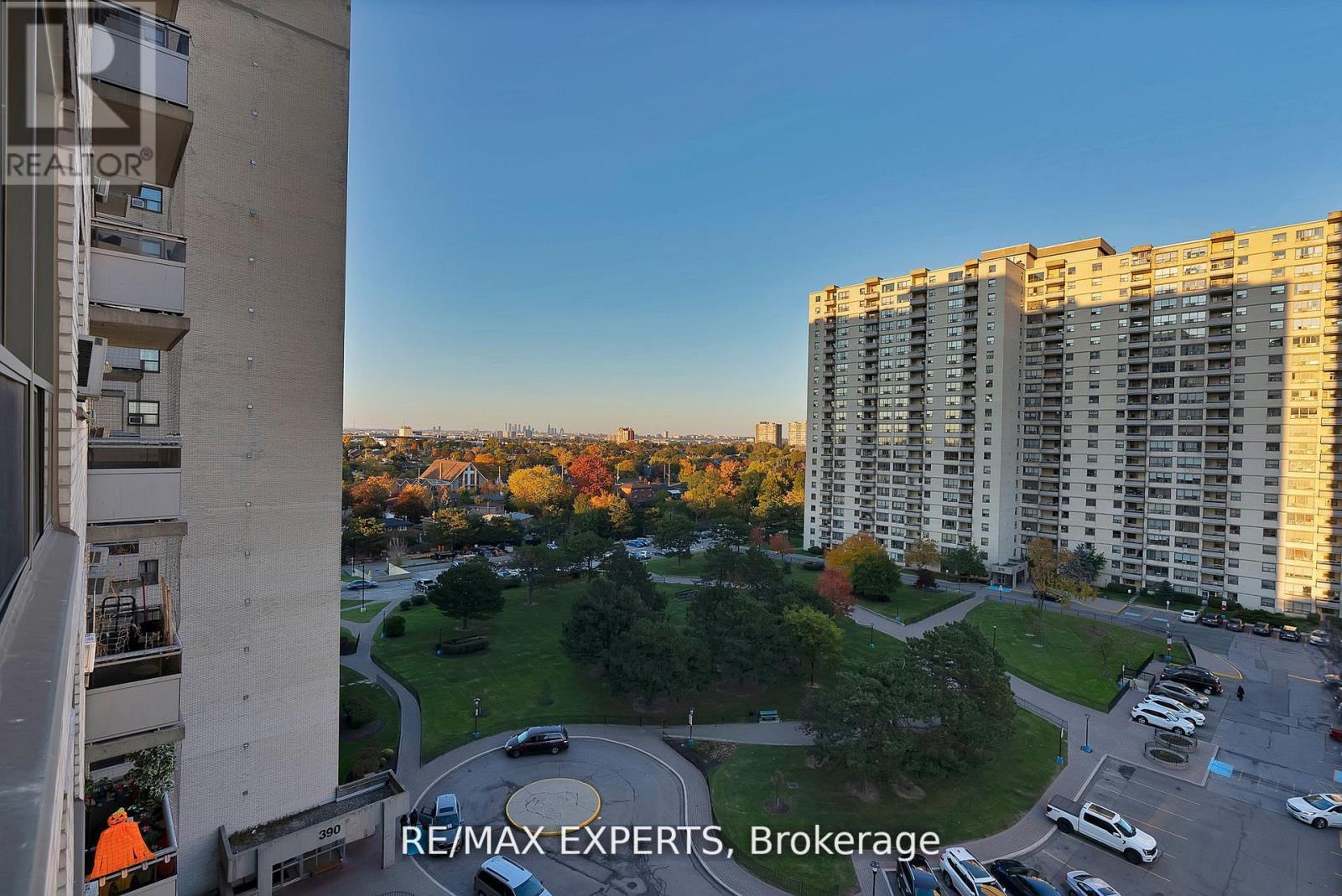 1013 - 390 Dixon Road, Toronto, Ontario  M9R 1T4 - Photo 40 - W12543010