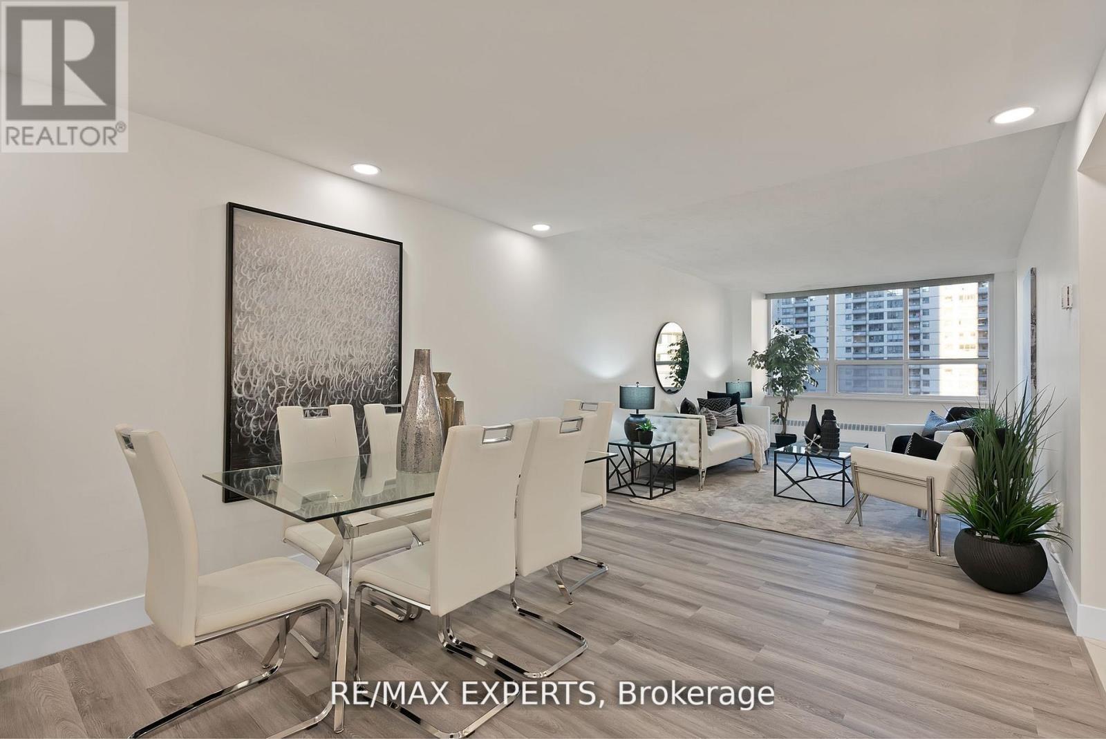 1013 - 390 Dixon Road, Toronto, Ontario  M9R 1T4 - Photo 7 - W12543010