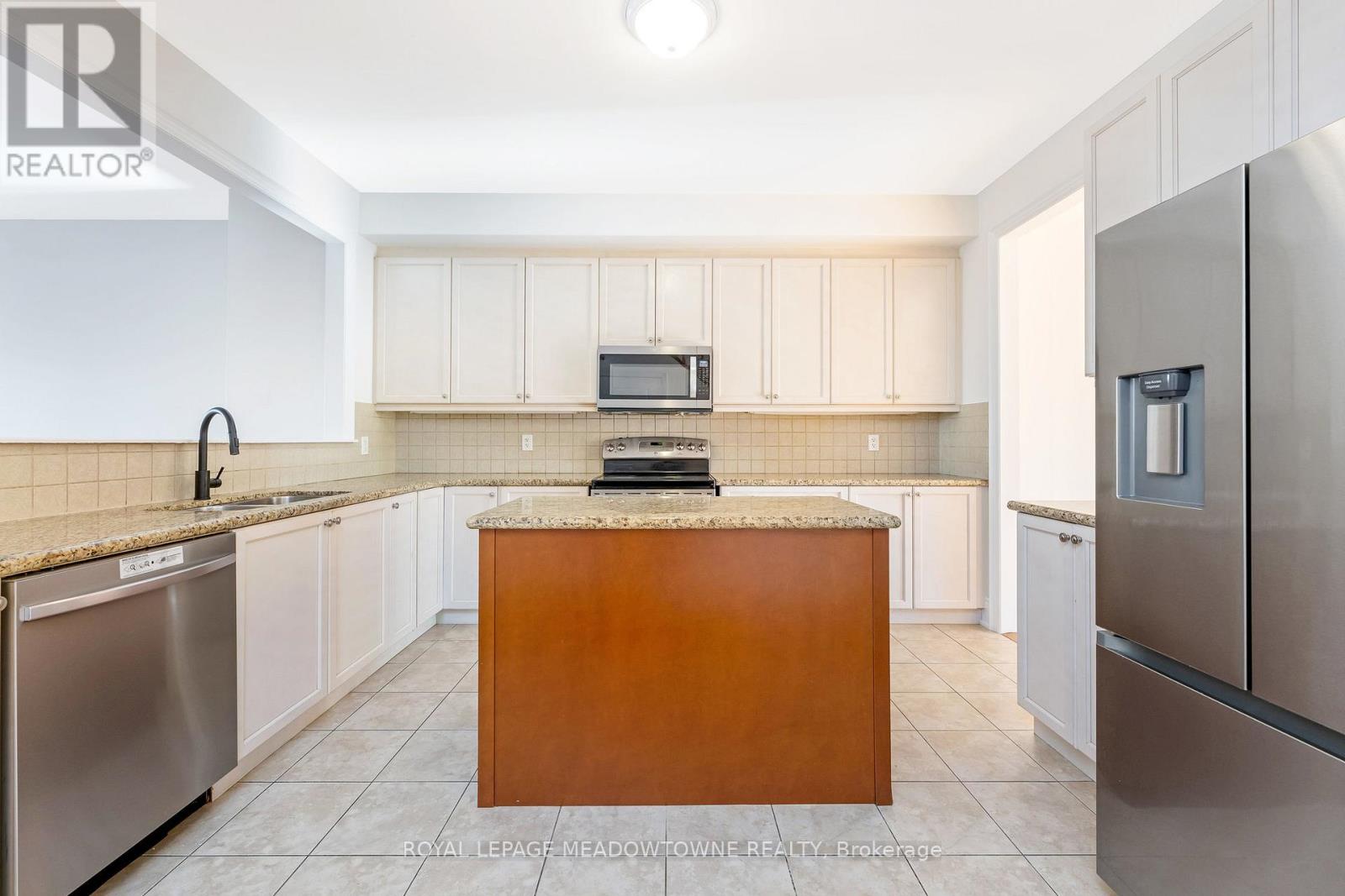 Upper - 9105 Derry Road W, Milton, Ontario  L9T 7Y9 - Photo 13 - W12543028