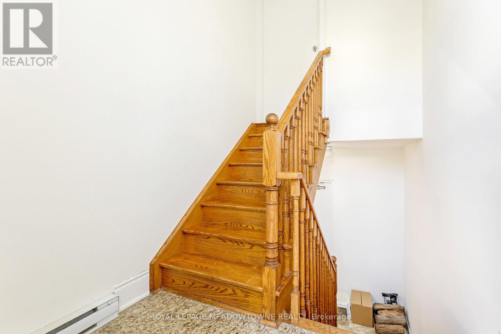 Upper - 9105 Derry Road W, Milton, Ontario  L9T 7Y9 - Photo 7 - W12543028