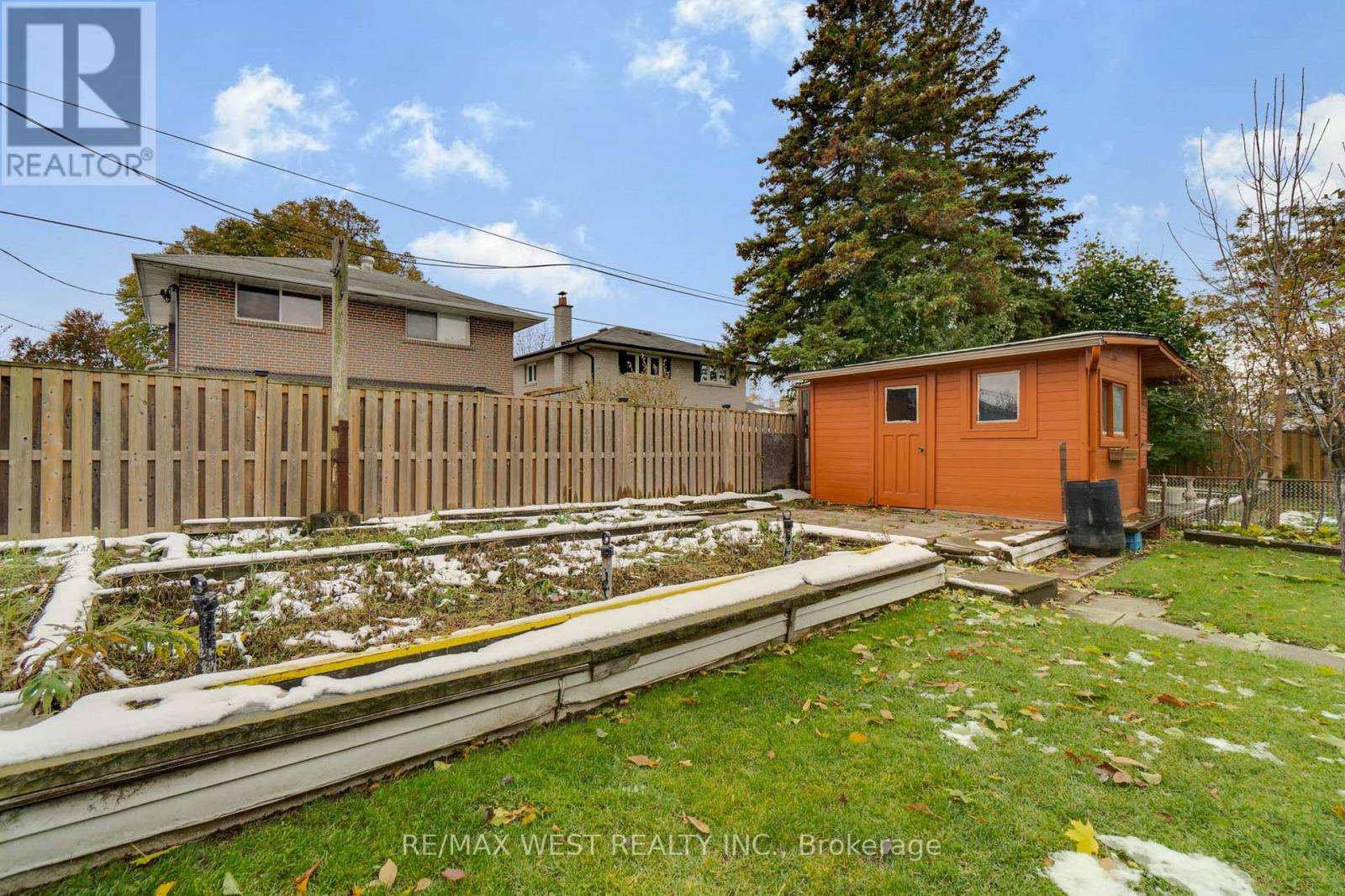 485 Rathburn Road, Toronto, Ontario  M9C 3S9 - Photo 12 - W12543032