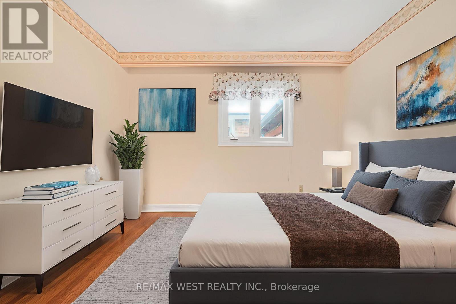 485 Rathburn Road, Toronto, Ontario  M9C 3S9 - Photo 8 - W12543032