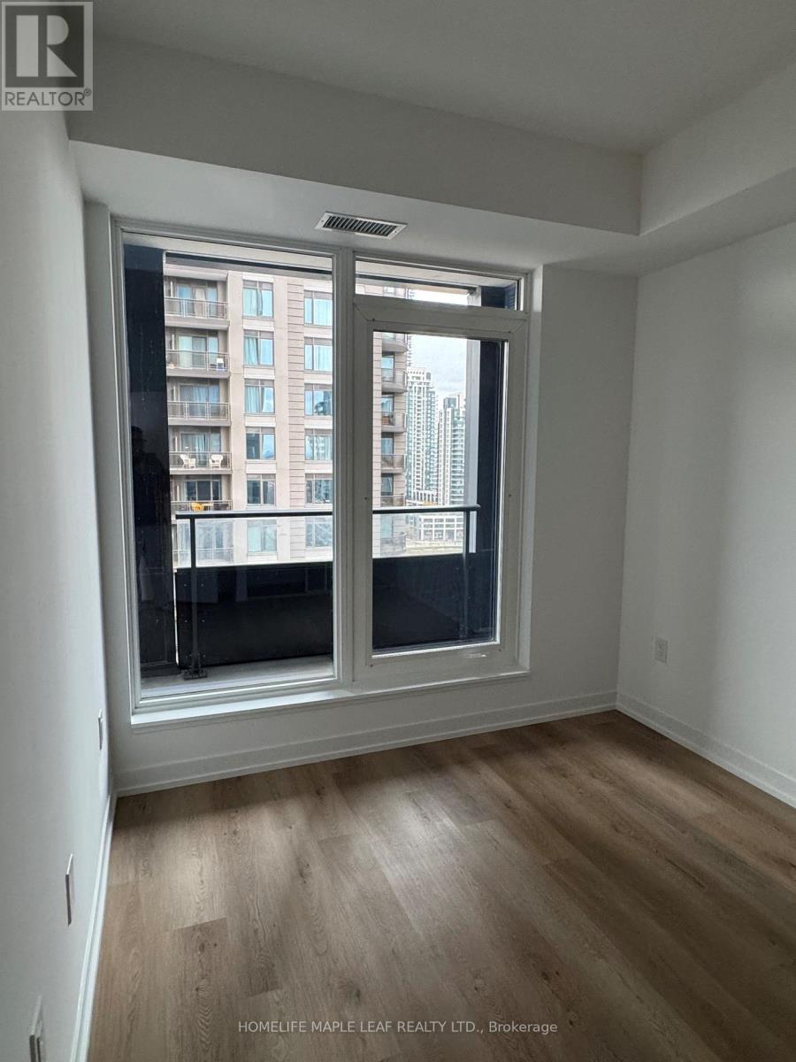 1407 - 395 Square One Drive, Mississauga, Ontario  L5B 0P6 - Photo 11 - W12543038