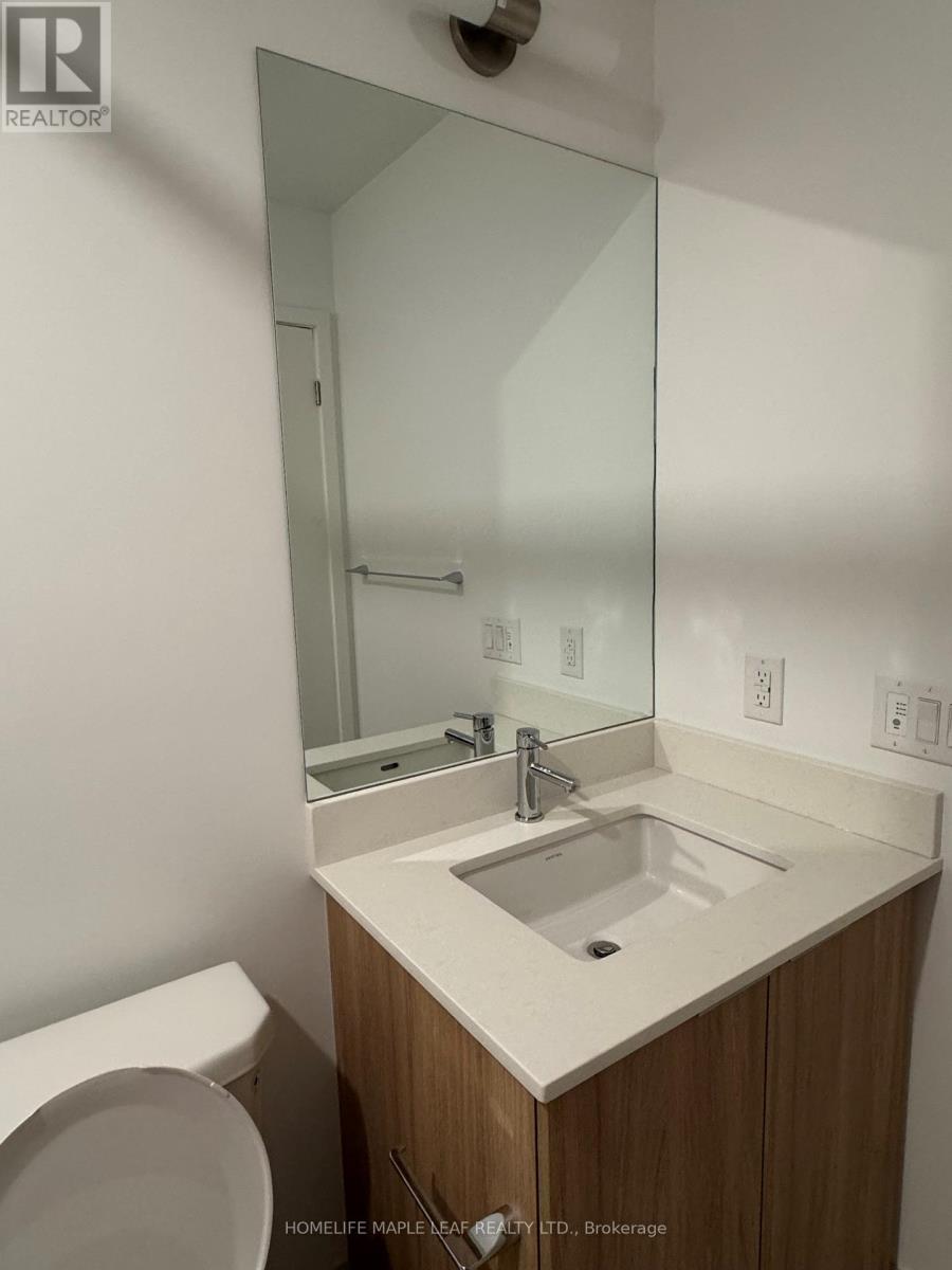 1407 - 395 Square One Drive, Mississauga, Ontario  L5B 0P6 - Photo 13 - W12543038