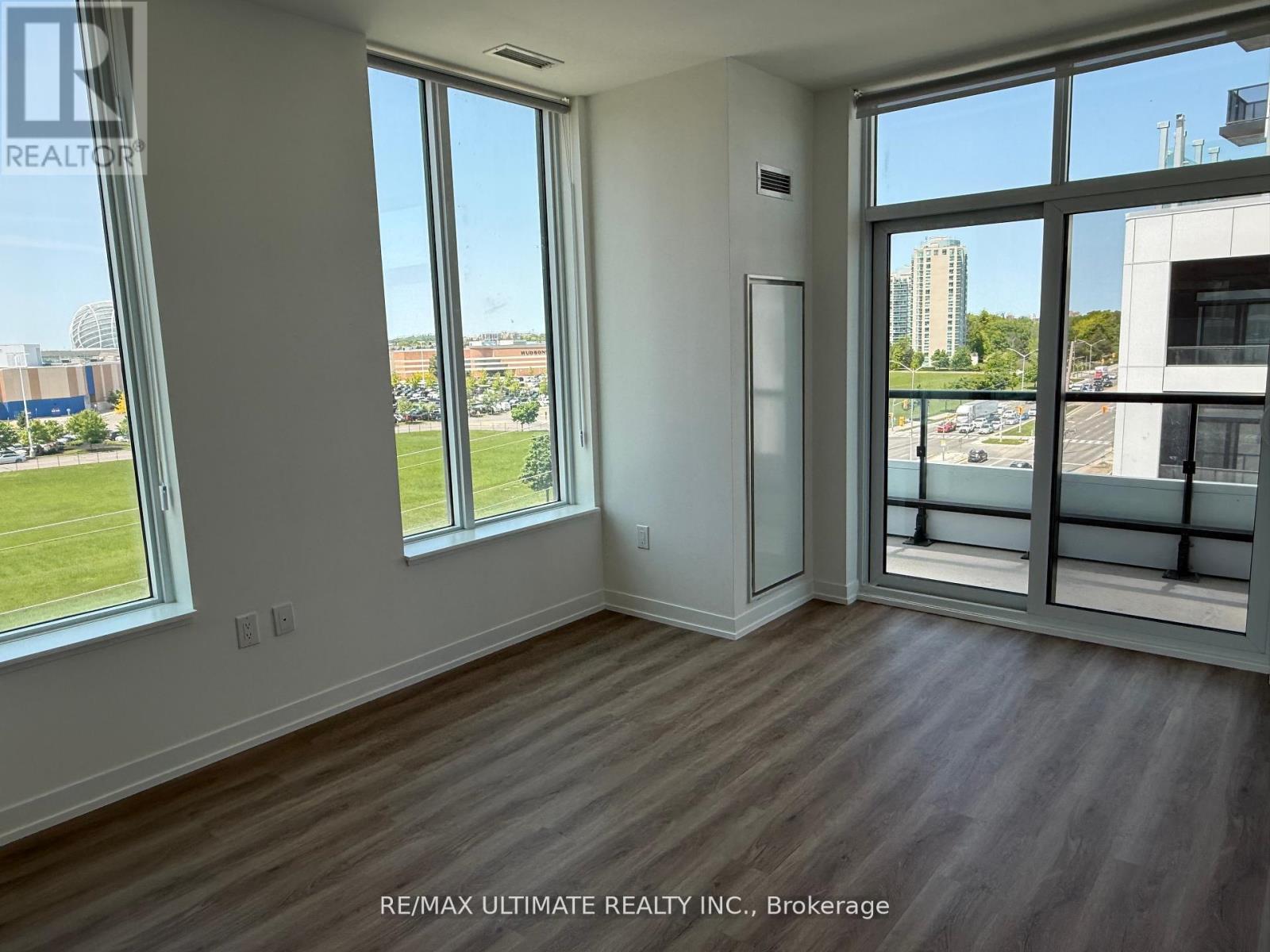 703 - 2485 Eglinton Avenue, Mississauga, Ontario  L5M 2T1 - Photo 9 - W12543048