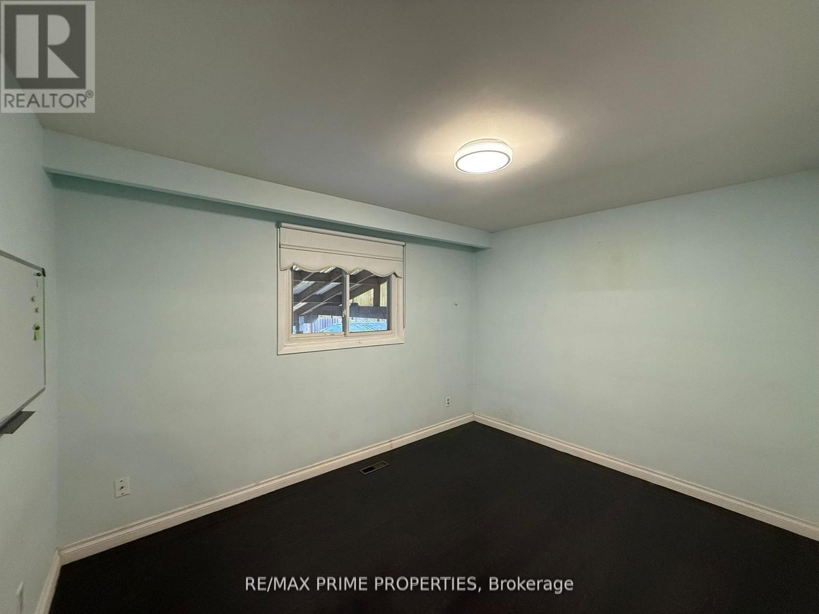 Upper - 3563 Laddie Crescent, Mississauga, Ontario  L4T 1N2 - Photo 15 - W12543074