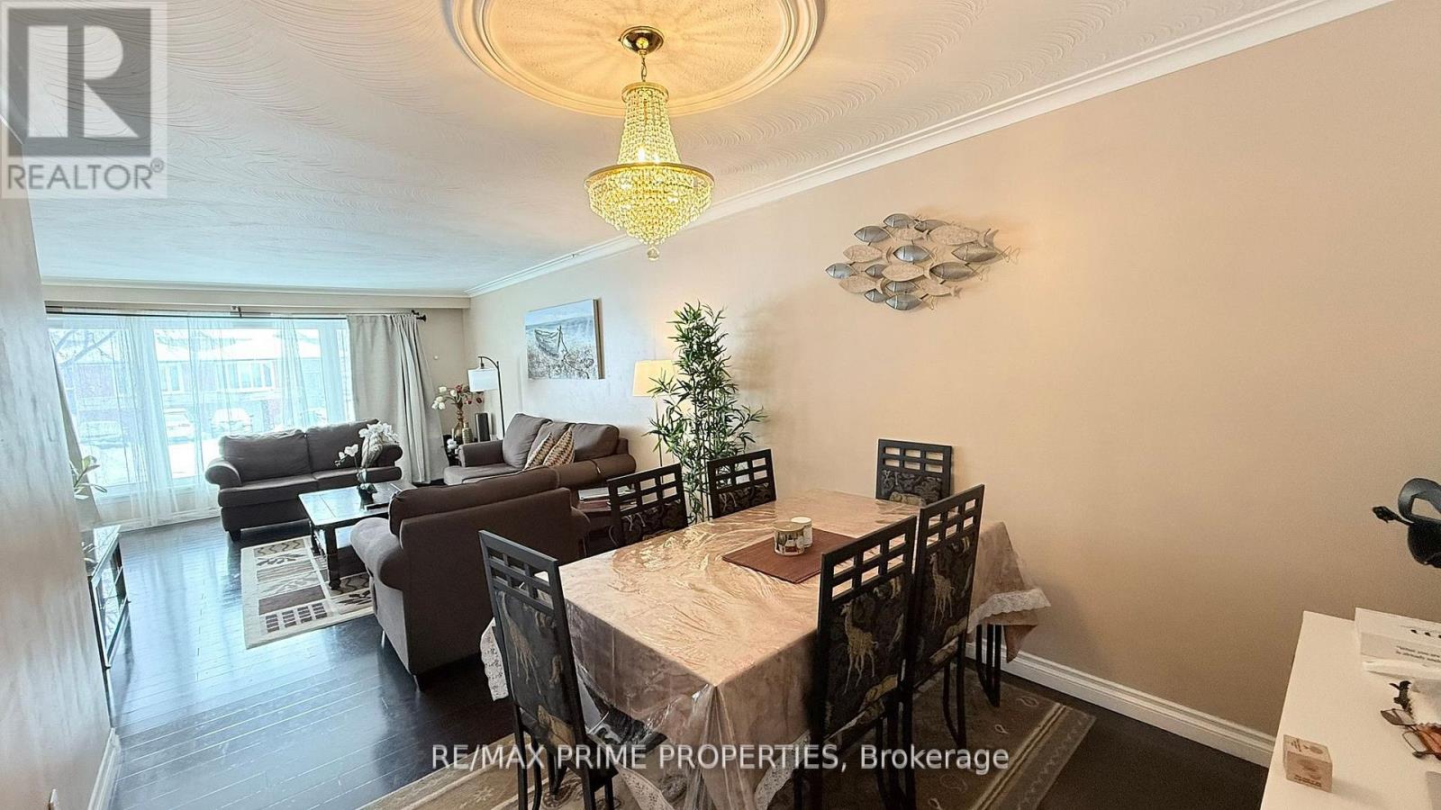 Upper - 3563 Laddie Crescent, Mississauga, Ontario  L4T 1N2 - Photo 5 - W12543074