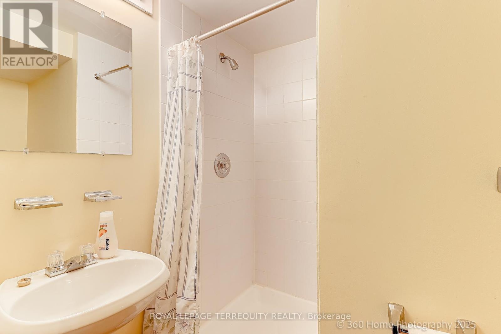 27 John Best Avenue, Toronto, Ontario  M9N 1C4 - Photo 19 - W12543084