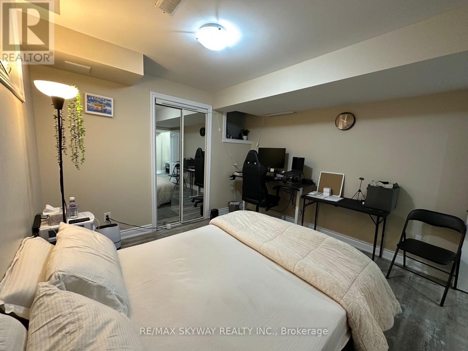 Basement - 71 Vezna Crescent, Brampton, Ontario  L6X 5K4 - Photo 12 - W12543088