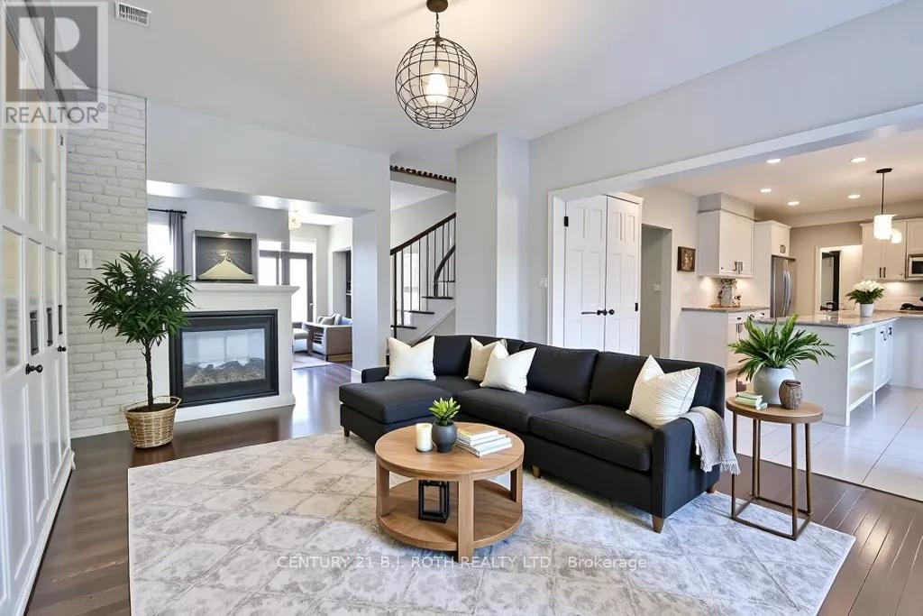 63 The Queensway, Barrie, Ontario  L4M 7J3 - Photo 46 - S12453495