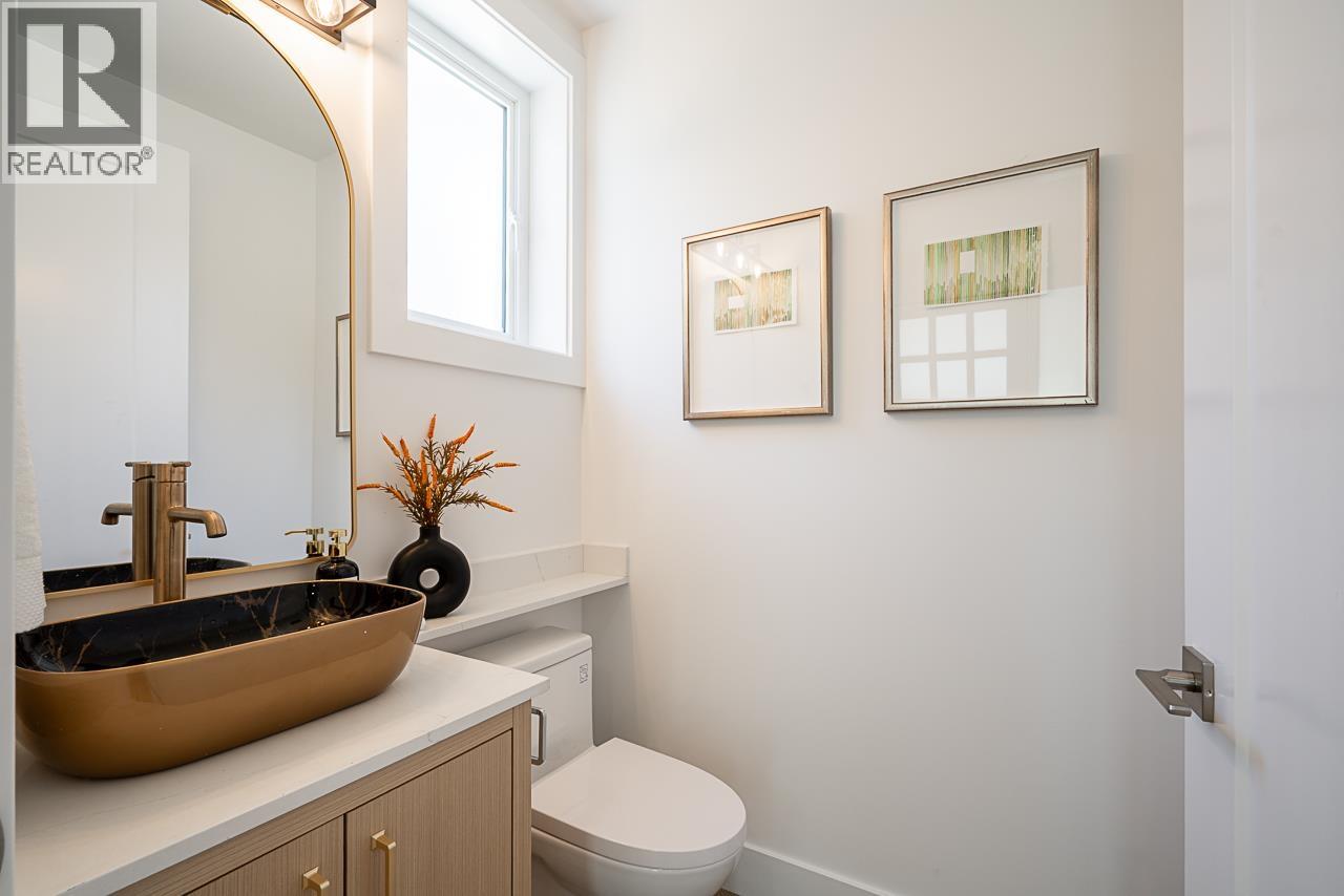 2103 E 33rd Avenue, Vancouver, British Columbia V5N 3E9 - Photo 15 - R3067269