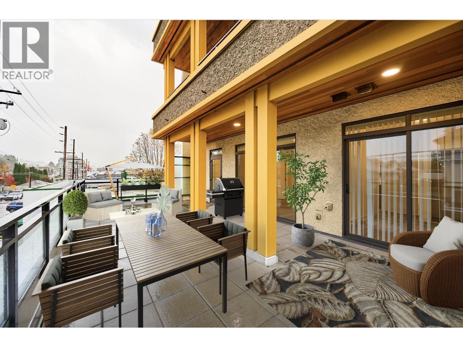 205 3971 Hastings Street, Burnaby, British Columbia  V5C 2H8 - Photo 3 - R3067278