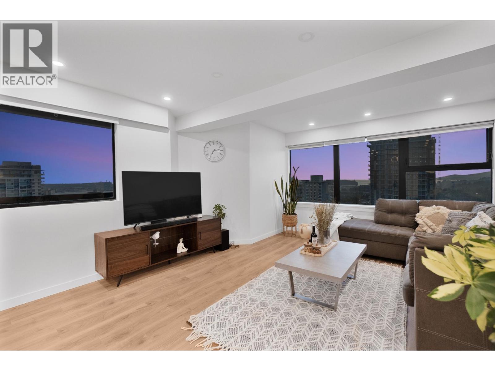 1304 1515 Eastern Avenue, North Vancouver, British Columbia  V7L 4R2 - Photo 4 - R3067295