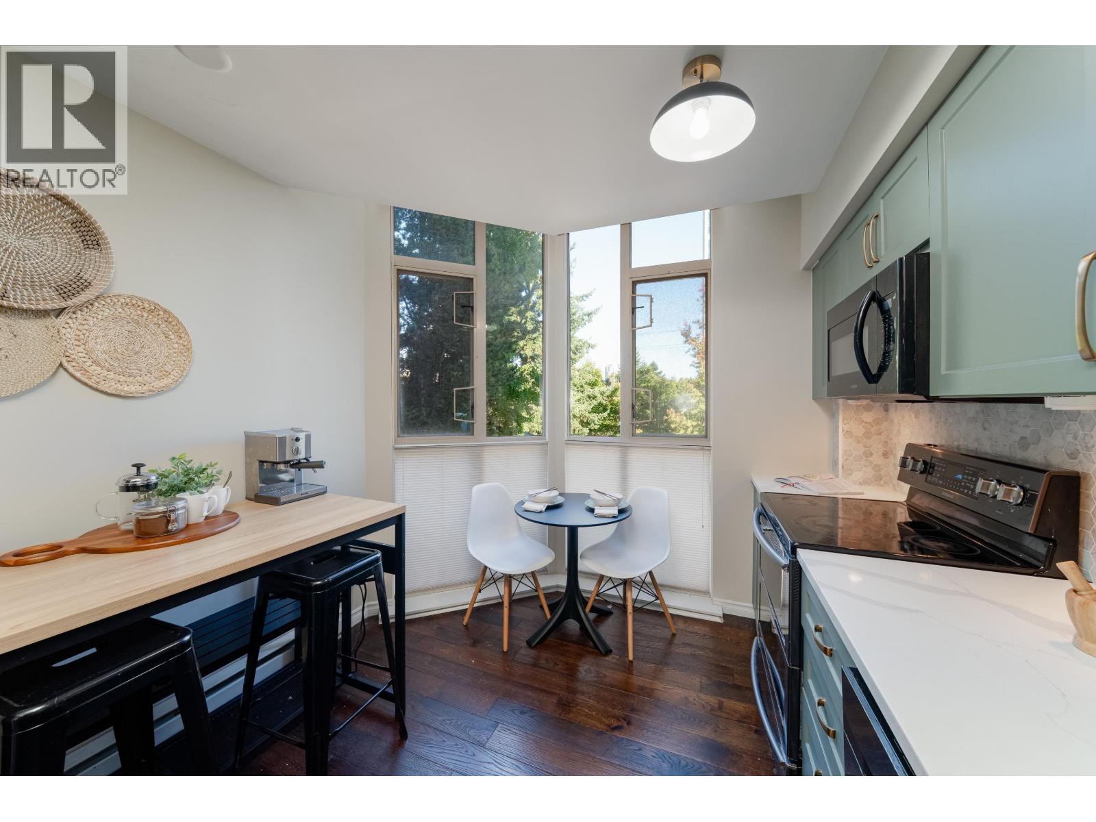 304 6888 Station Hill Drive, Burnaby, British Columbia  V3N 4X5 - Photo 11 - R3067300