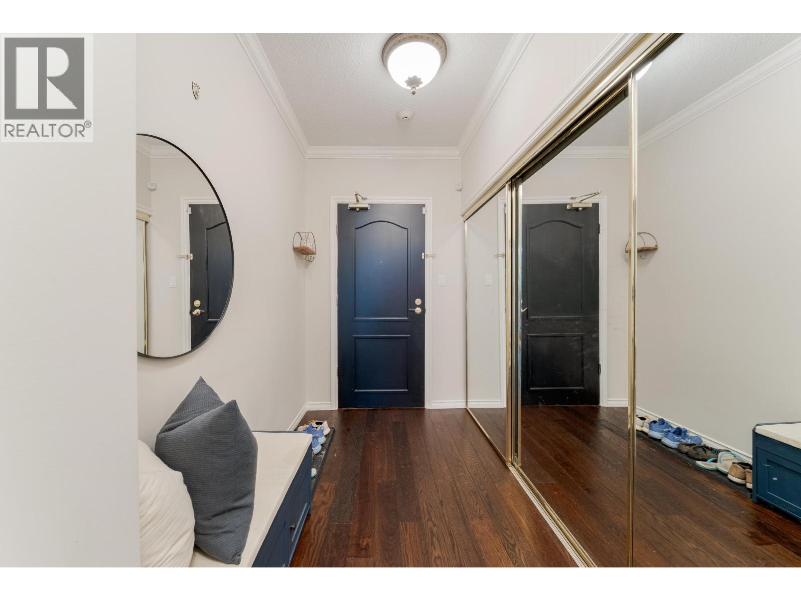 304 6888 Station Hill Drive, Burnaby, British Columbia  V3N 4X5 - Photo 17 - R3067300