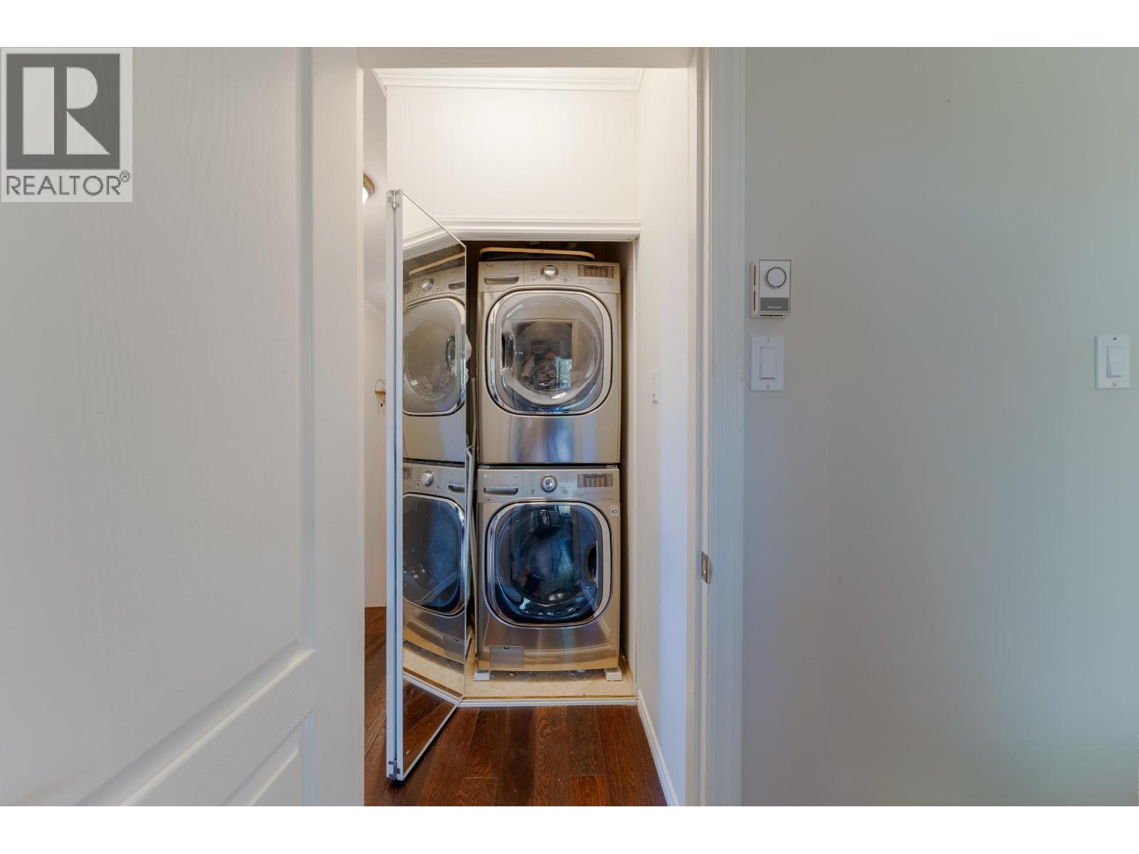 304 6888 Station Hill Drive, Burnaby, British Columbia  V3N 4X5 - Photo 25 - R3067300