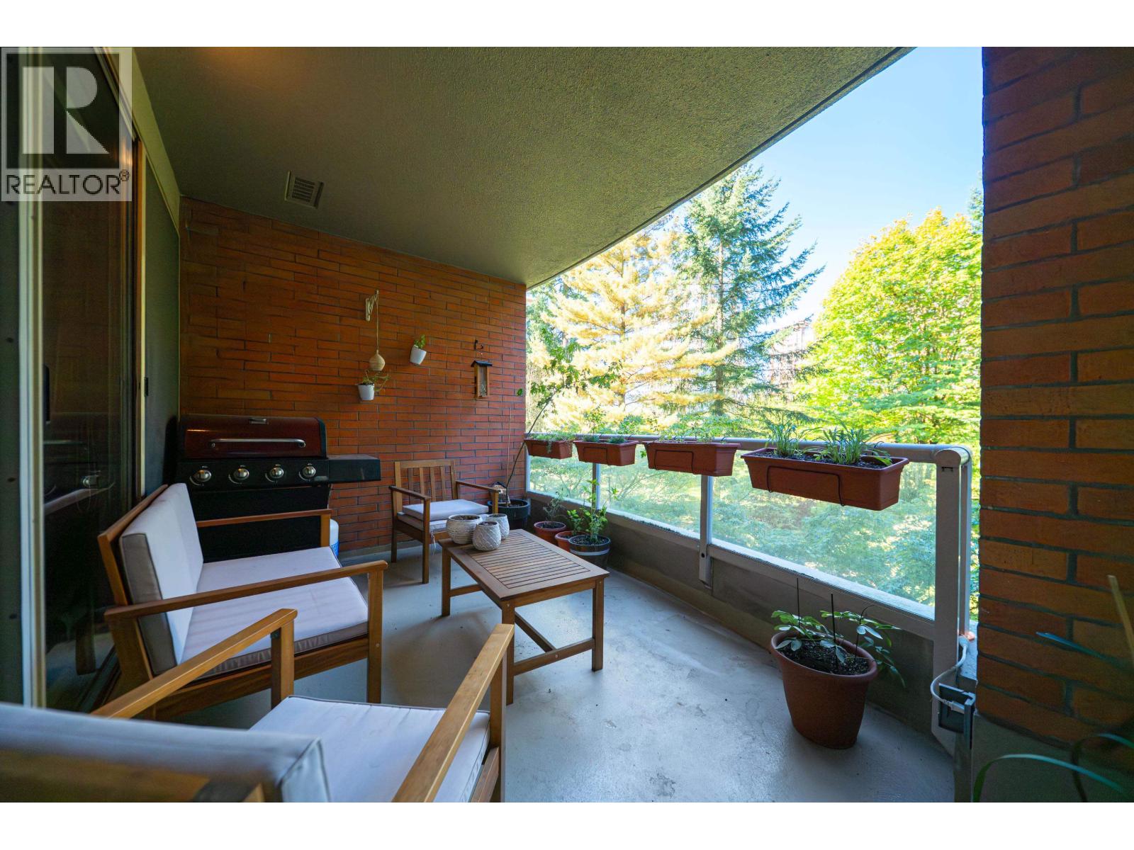 304 6888 Station Hill Drive, Burnaby, British Columbia  V3N 4X5 - Photo 26 - R3067300