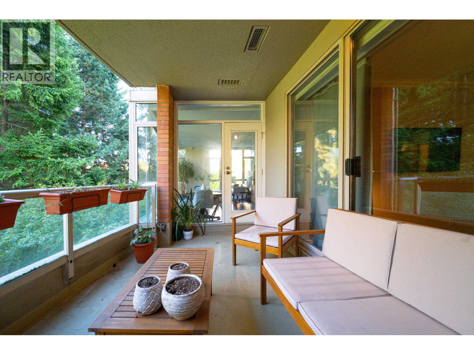 304 6888 Station Hill Drive, Burnaby, British Columbia  V3N 4X5 - Photo 27 - R3067300