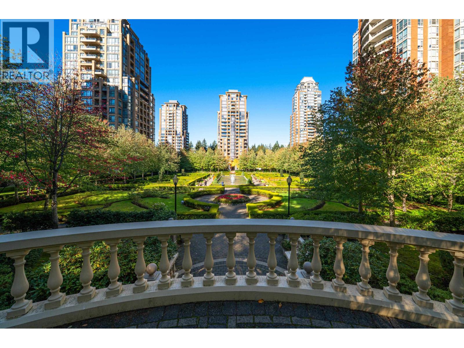 304 6888 Station Hill Drive, Burnaby, British Columbia  V3N 4X5 - Photo 37 - R3067300