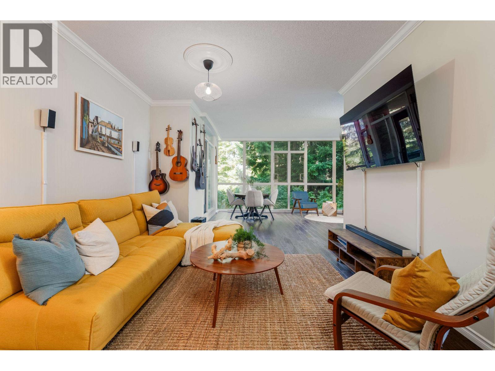 304 6888 Station Hill Drive, Burnaby, British Columbia  V3N 4X5 - Photo 5 - R3067300