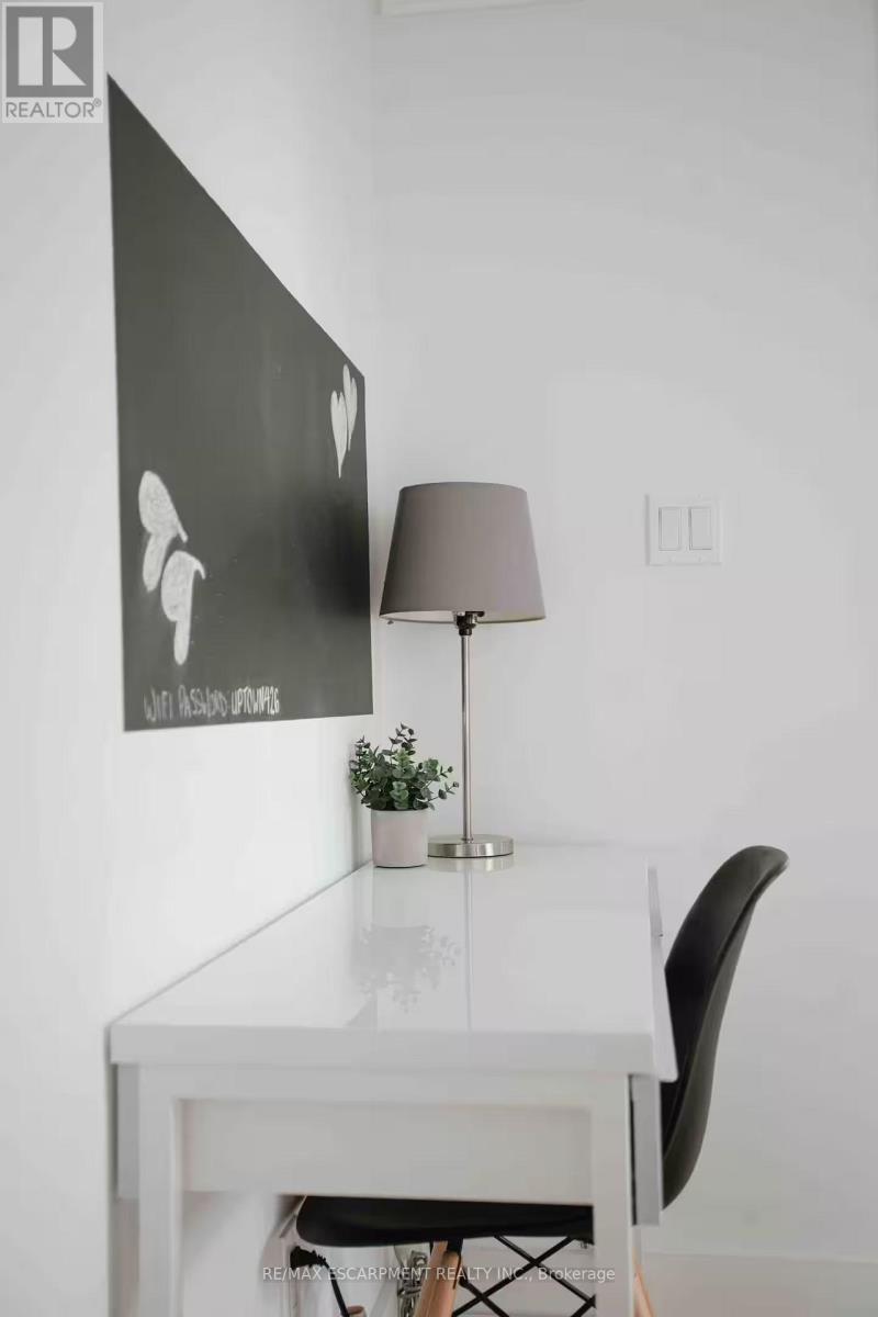 2 - 426 Wilson Street E, Hamilton, Ontario  L9C 2C3 - Photo 16 - X12543064