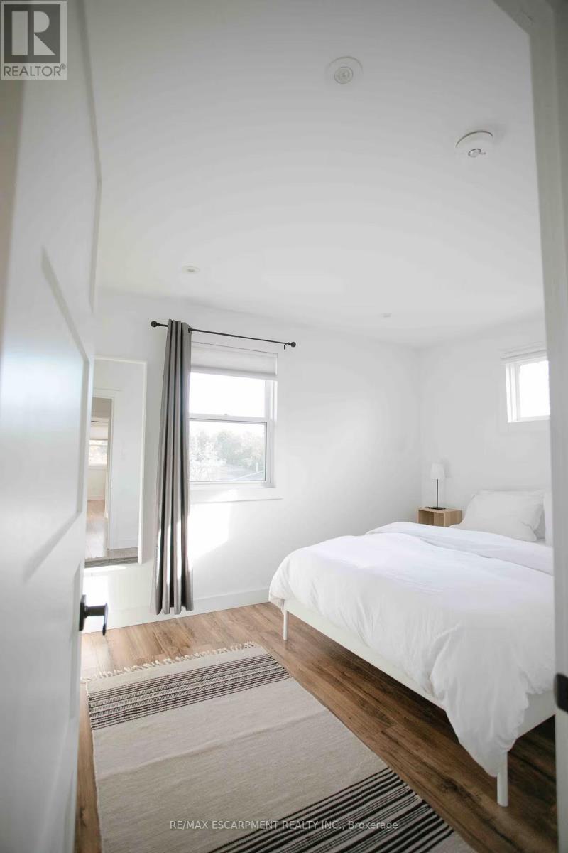 2 - 426 Wilson Street E, Hamilton, Ontario  L9C 2C3 - Photo 20 - X12543064