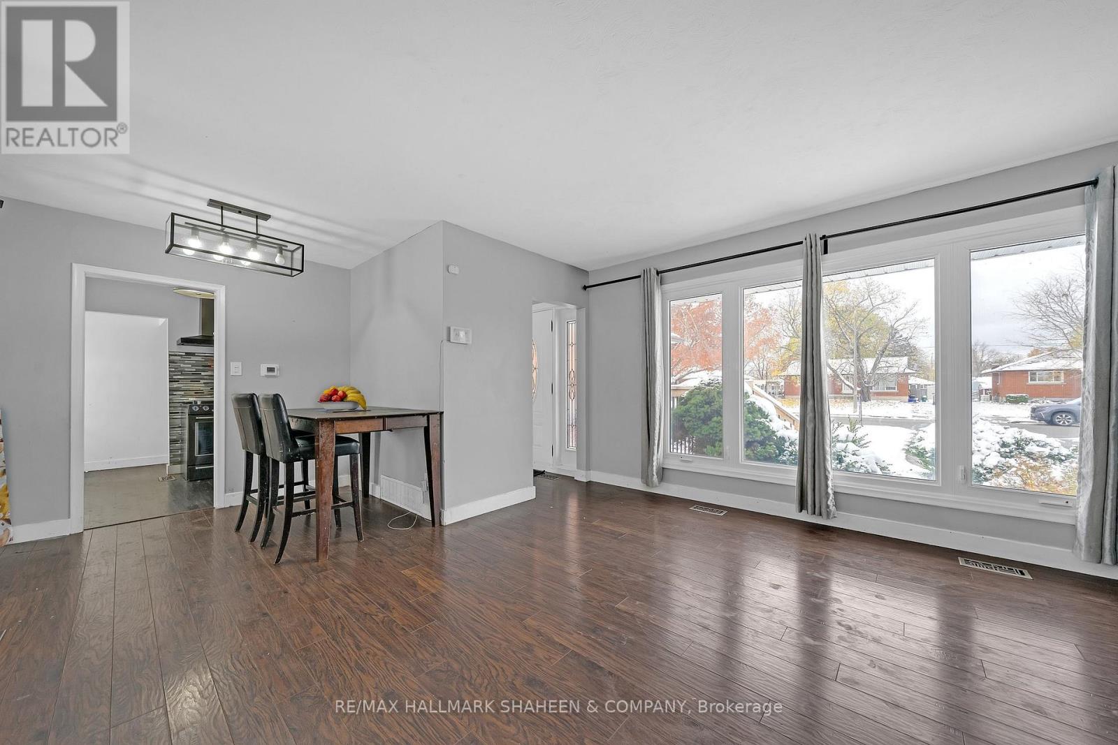 1323 Mary Avenue, Cambridge, Ontario  N3H 4N8 - Photo 3 - X12543106