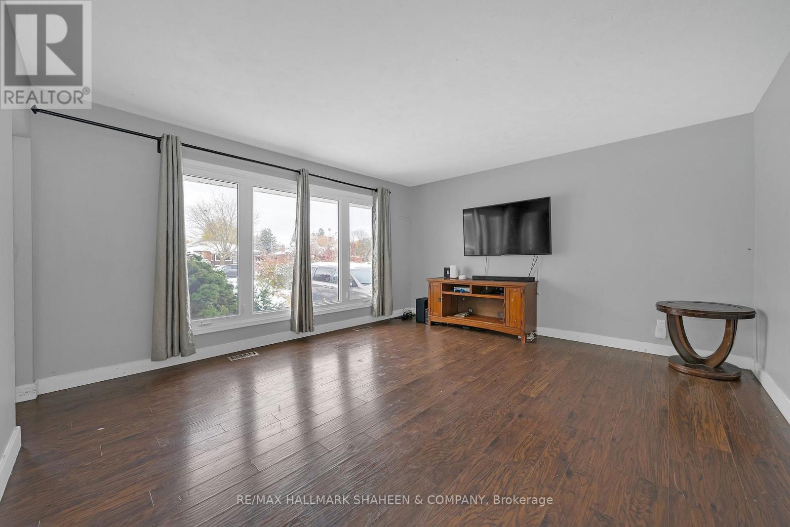 1323 Mary Avenue, Cambridge, Ontario  N3H 4N8 - Photo 5 - X12543106