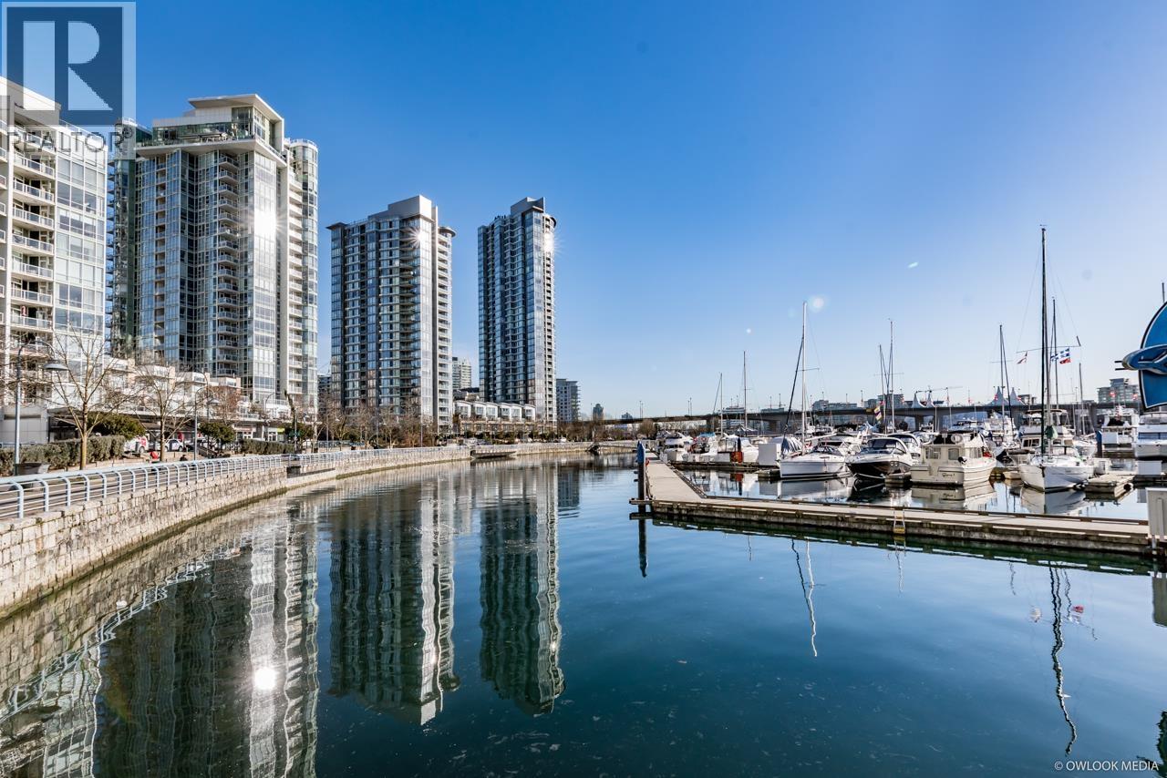 2608 198 Aquarius Mews, Vancouver, British Columbia  V6Z 2Y4 - Photo 10 - R3067279