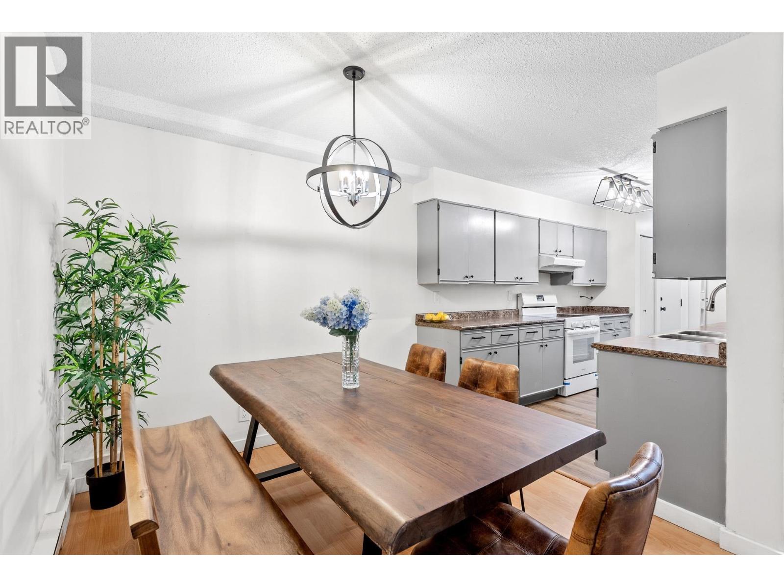 28 9521 Cardston Court, Burnaby, British Columbia V3N 4H8 - Photo 10 - R3067049