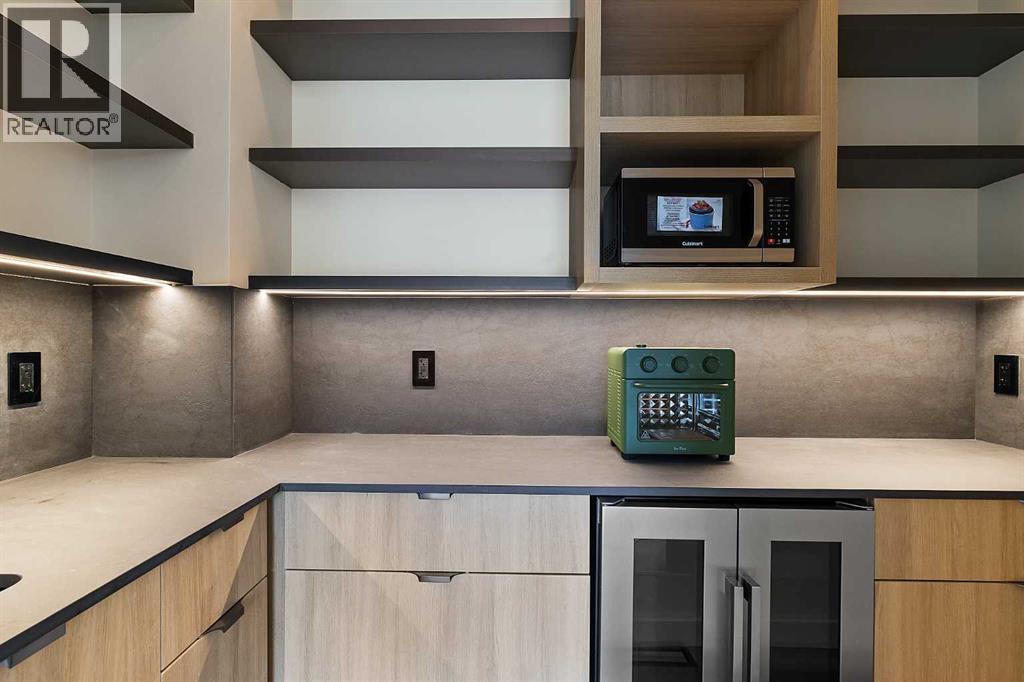 3a Willow Crescent Sw, Calgary, Alberta  T3C 3B8 - Photo 9 - A2224969