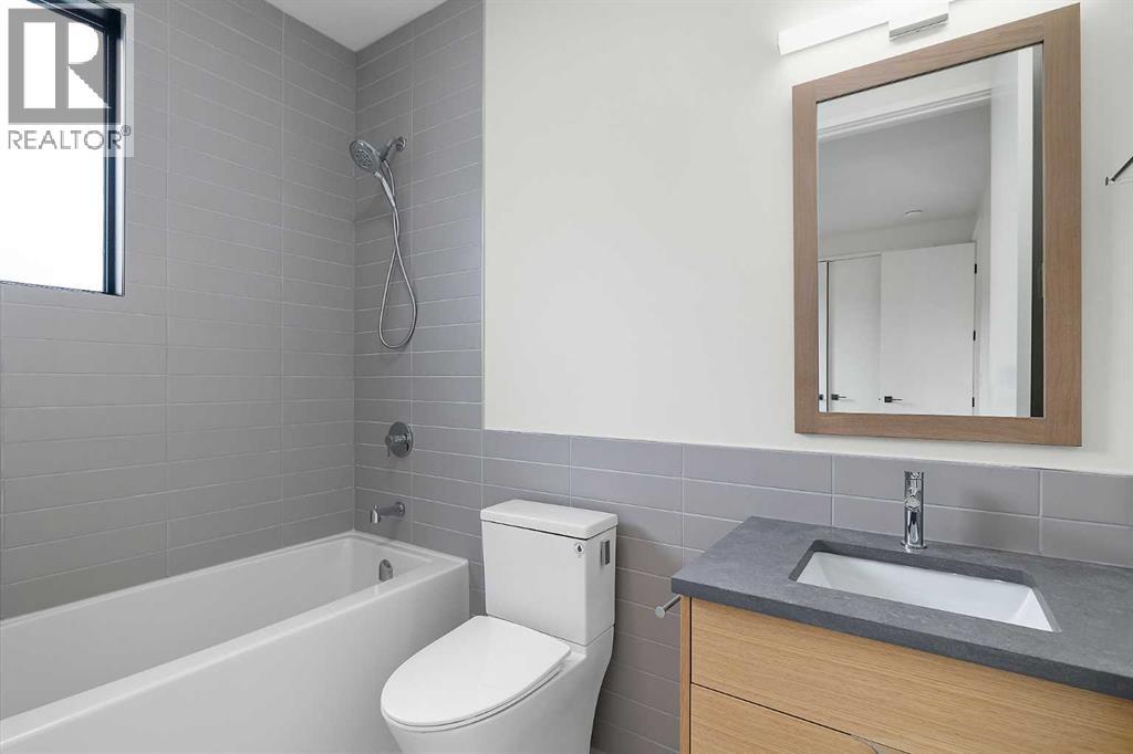 3a Willow Crescent Sw, Calgary, Alberta  T3C 3B8 - Photo 25 - A2224969