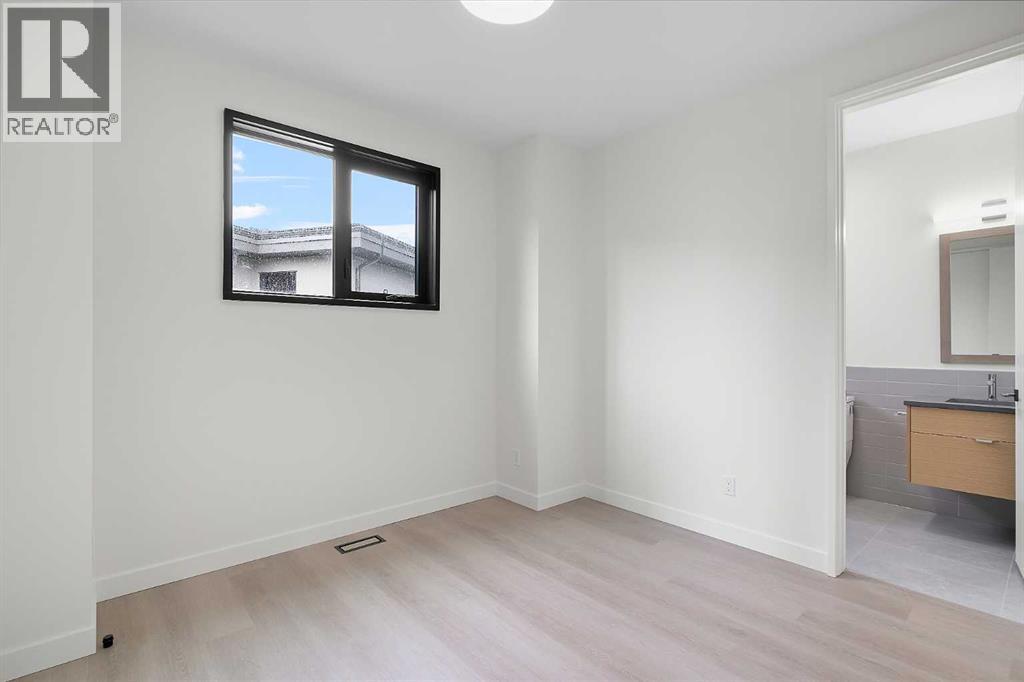 3a Willow Crescent Sw, Calgary, Alberta  T3C 3B8 - Photo 24 - A2224969