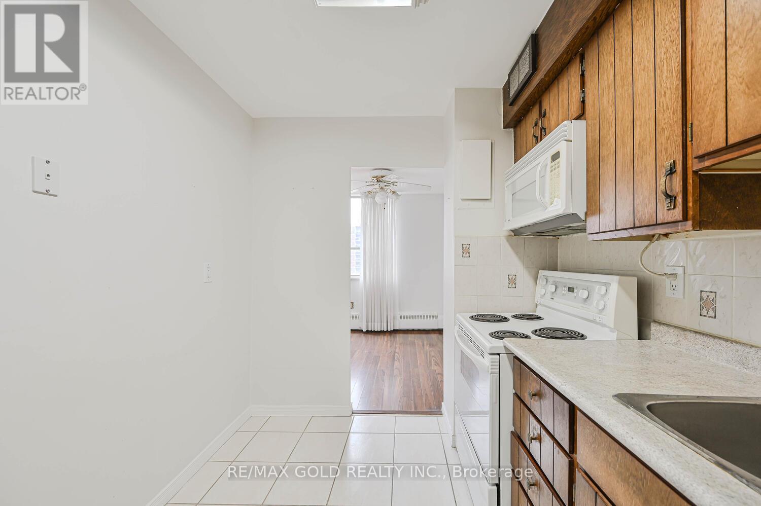 1106 - 60 Stevenson Road N, Toronto, Ontario  M9V 2B4 - Photo 21 - W12518560