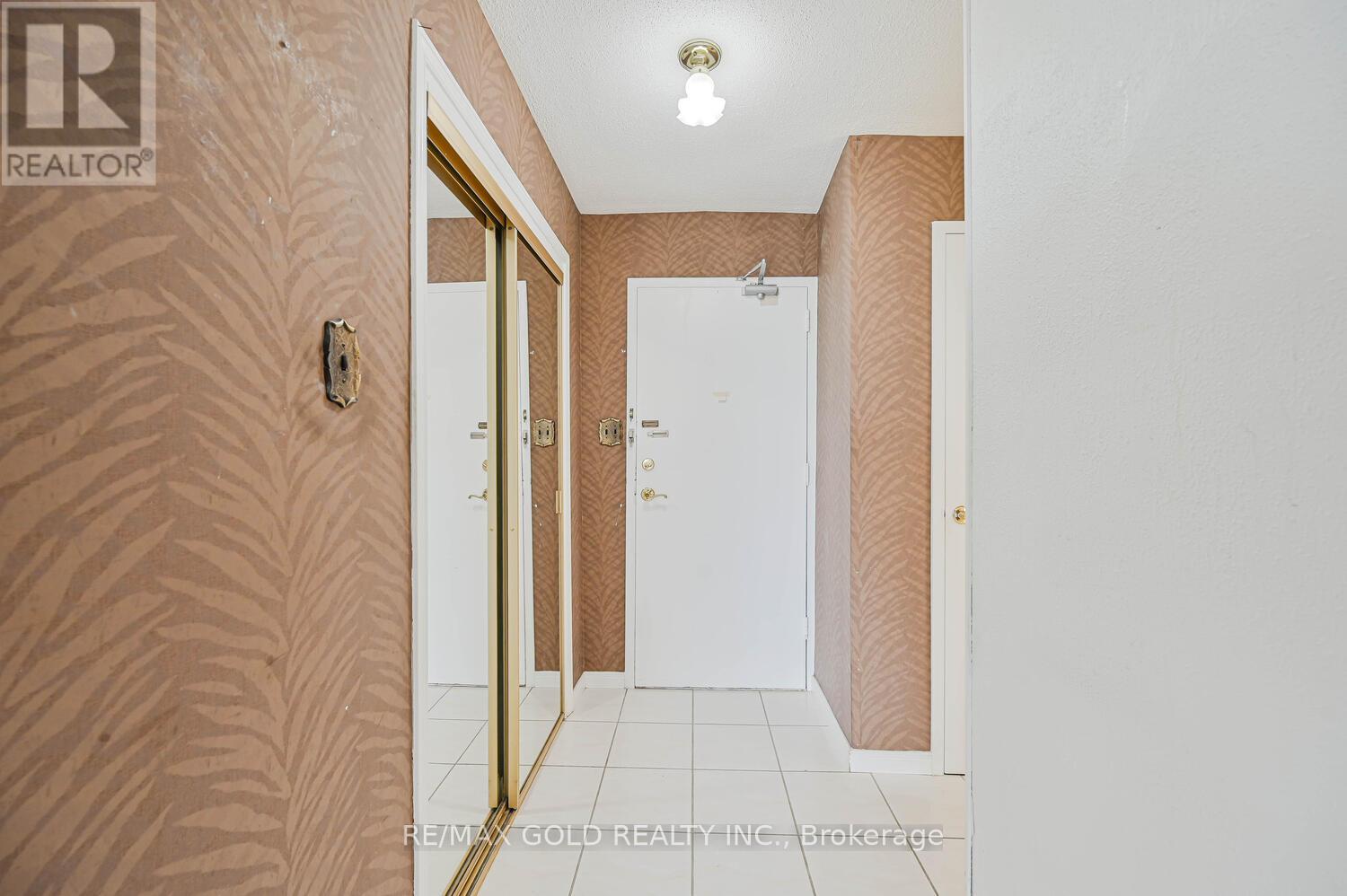 1106 - 60 Stevenson Road N, Toronto, Ontario  M9V 2B4 - Photo 7 - W12518560